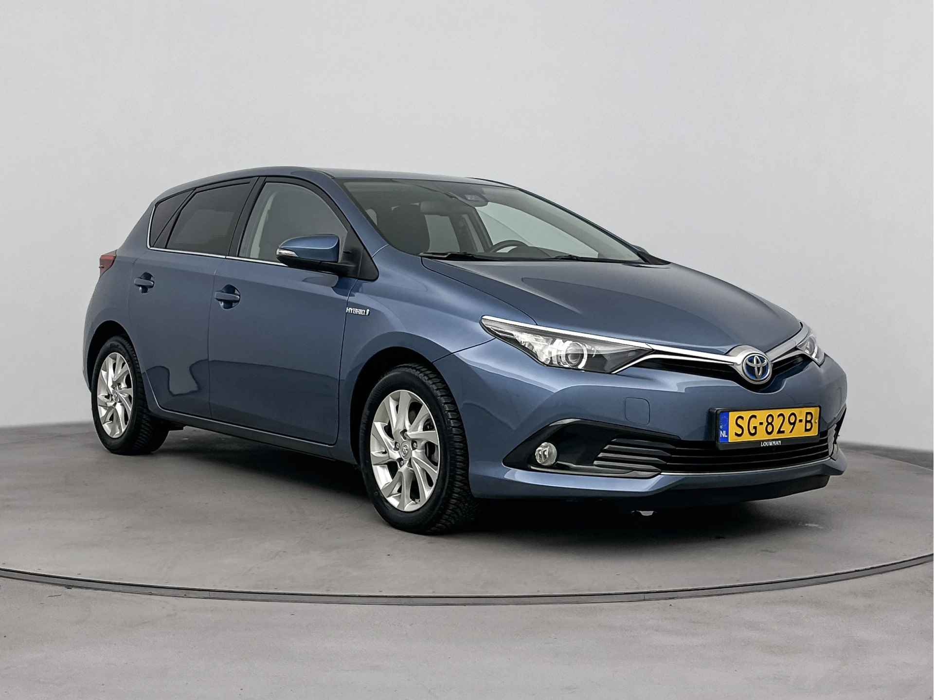 Toyota Auris 1.8 Hybrid Dynamic | Navigatie | LM velgen | - 27/39