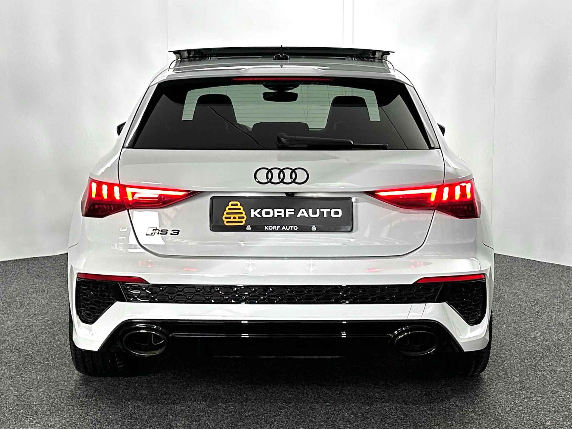 Audi RS3 Sportback 2.5 TFSI quattro / Pano / HUD / B&O / Vol - 17/48