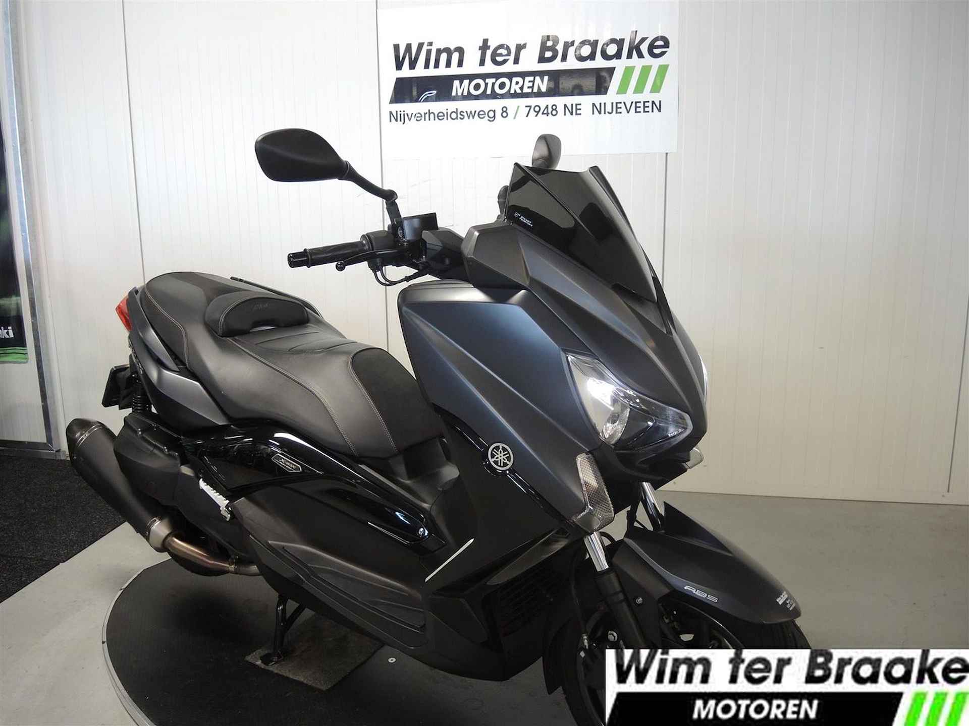 Yamaha X Max 400 Iron Max - 2017 - 10/12