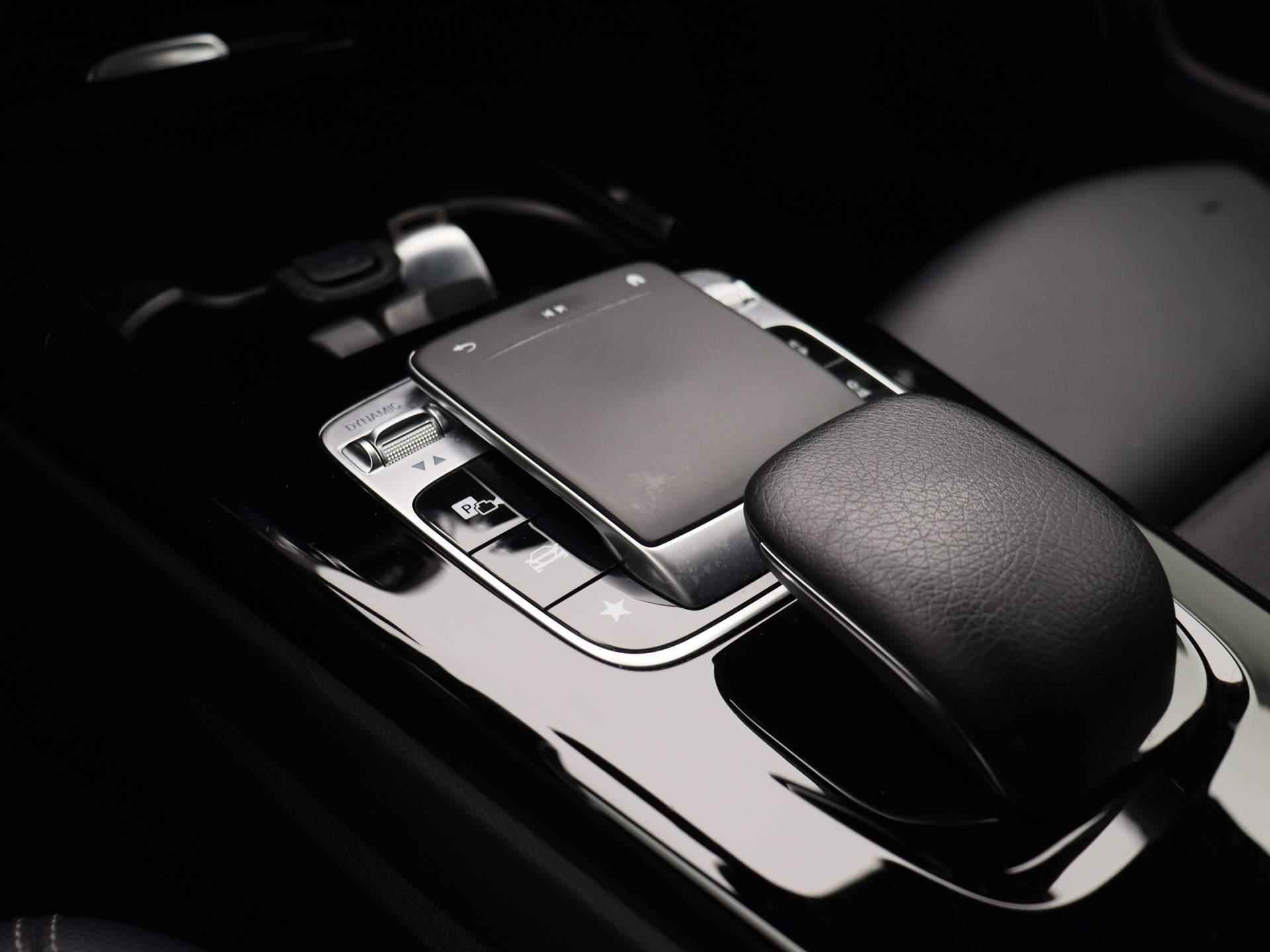 Mercedes-Benz A-klasse 180 d Advantage | Navi | Camera | Cruise | Keyless | Wide Screen | Half-Leder | LED | PDC V+A | Apple-Android Play | Style Pack | - 20/38