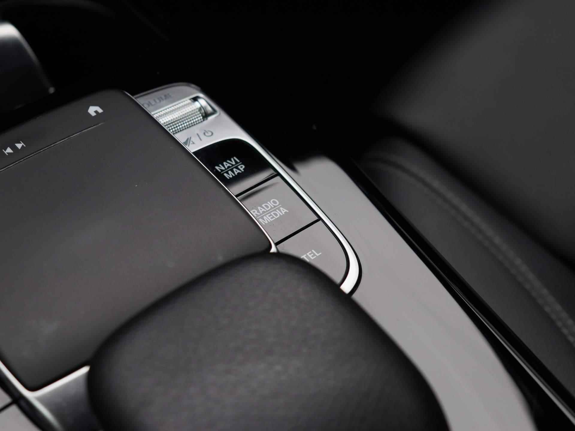 Mercedes-Benz A-klasse 180 d Advantage | Navi | Camera | Cruise | Keyless | Wide Screen | Half-Leder | LED | PDC V+A | Apple-Android Play | Style Pack | - 21/38