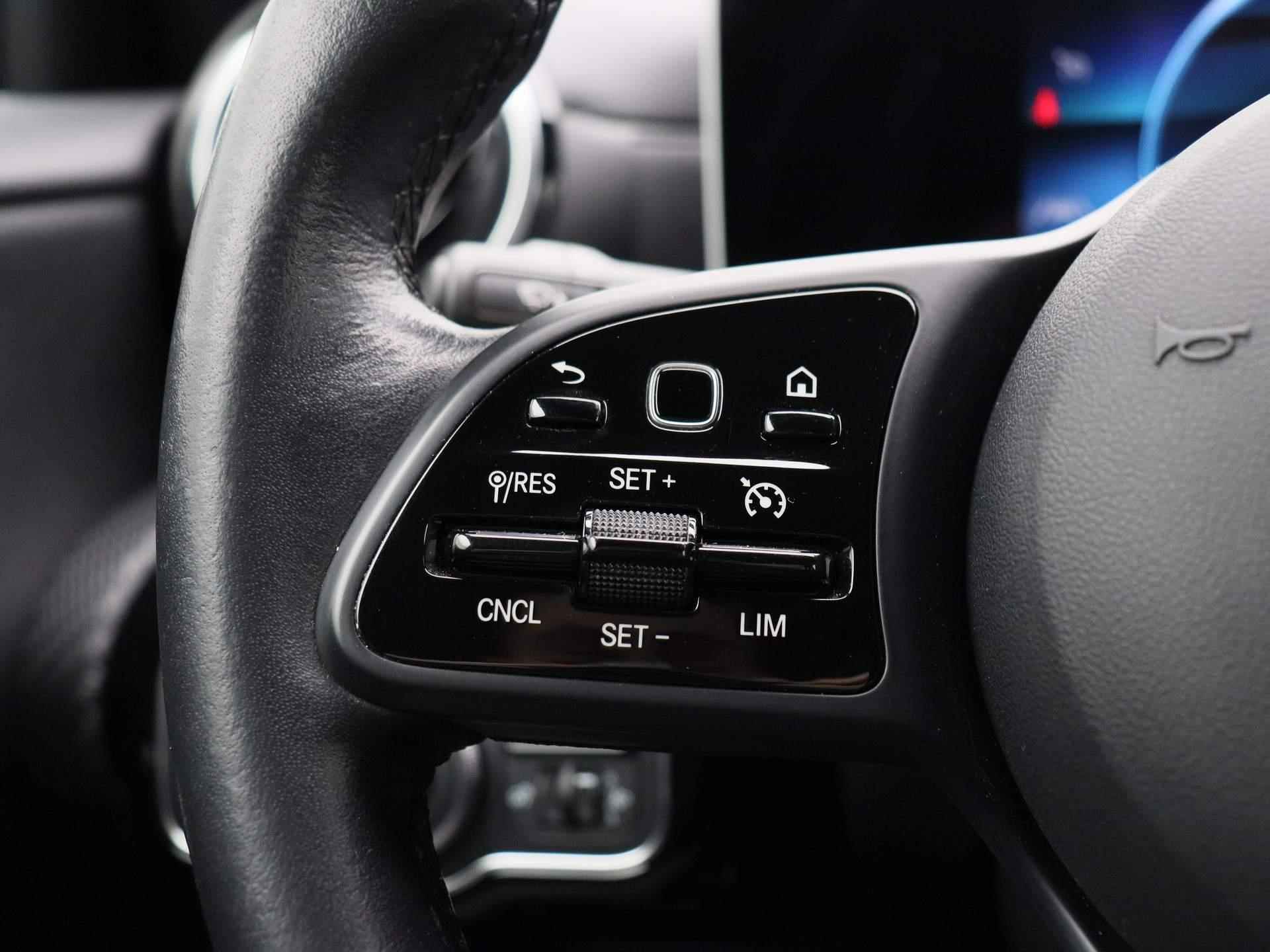 Mercedes-Benz A-klasse 180 d Advantage | Navi | Camera | Cruise | Keyless | Wide Screen | Half-Leder | LED | PDC V+A | Apple-Android Play | Style Pack | - 22/38