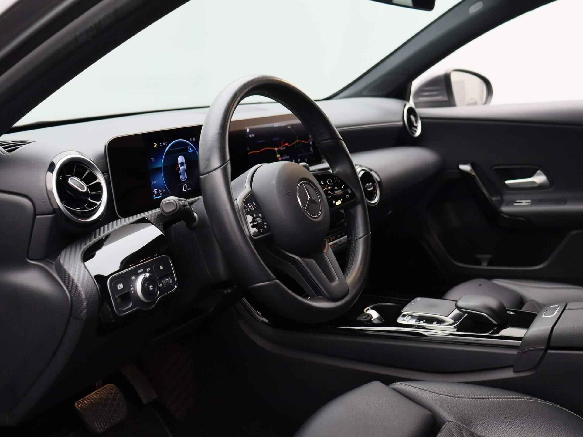 Mercedes-Benz A-klasse 180 d Advantage | Navi | Camera | Cruise | Keyless | Wide Screen | Half-Leder | LED | PDC V+A | Apple-Android Play | Style Pack | - 31/38