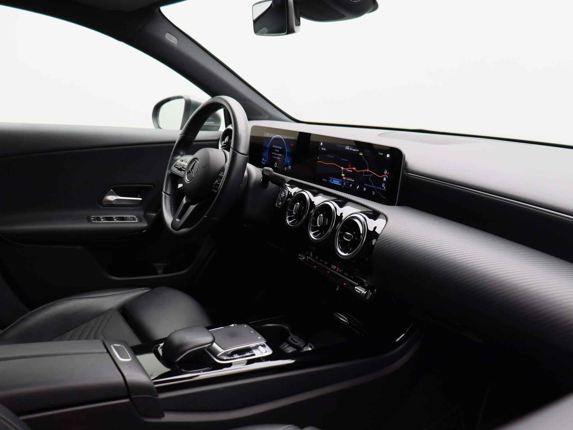 Mercedes-Benz A-klasse 180 d Advantage | Navi | Camera | Cruise | Keyless | Wide Screen | Half-Leder | LED | PDC V+A | Apple-Android Play | Style Pack | - 33/38