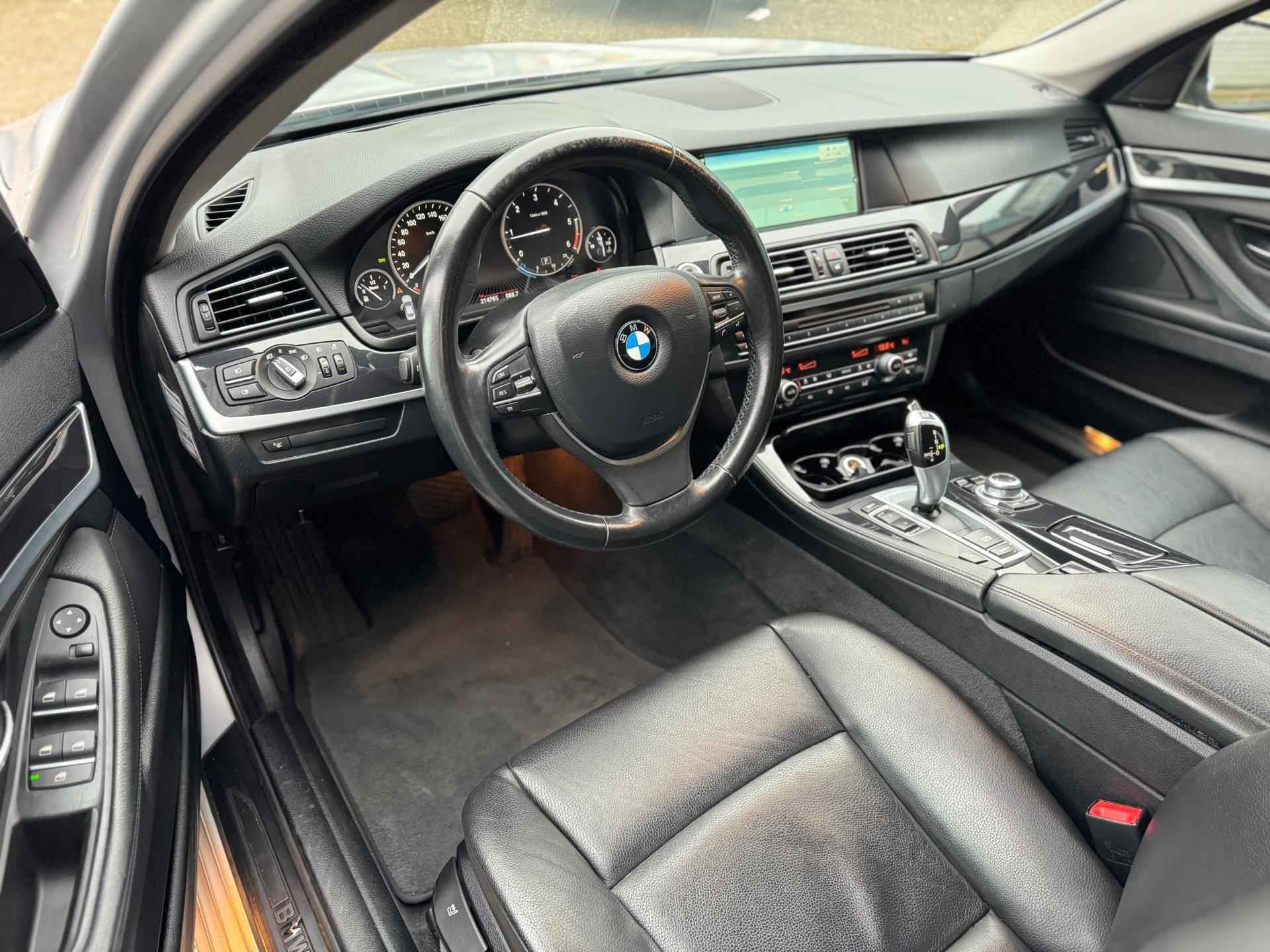 BMW 5-serie 520d Executive|Automaat|Stoel VW|Headup|Navi|Alpina velgen|Leder|Topstaat|Volledige onderhoudshistorie|Bluetooth|APK - 12/44