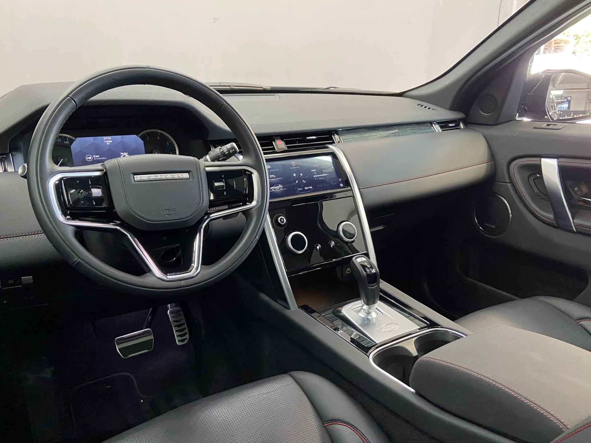 Land Rover Discovery Sport P300e 1.5 R-Dynamic HSE✅Panoramadak✅Luchtvering✅Meridian✅Stoelverwarming✅Adaptive Cruise Control✅Achteruitrijcamera✅ - 11/89