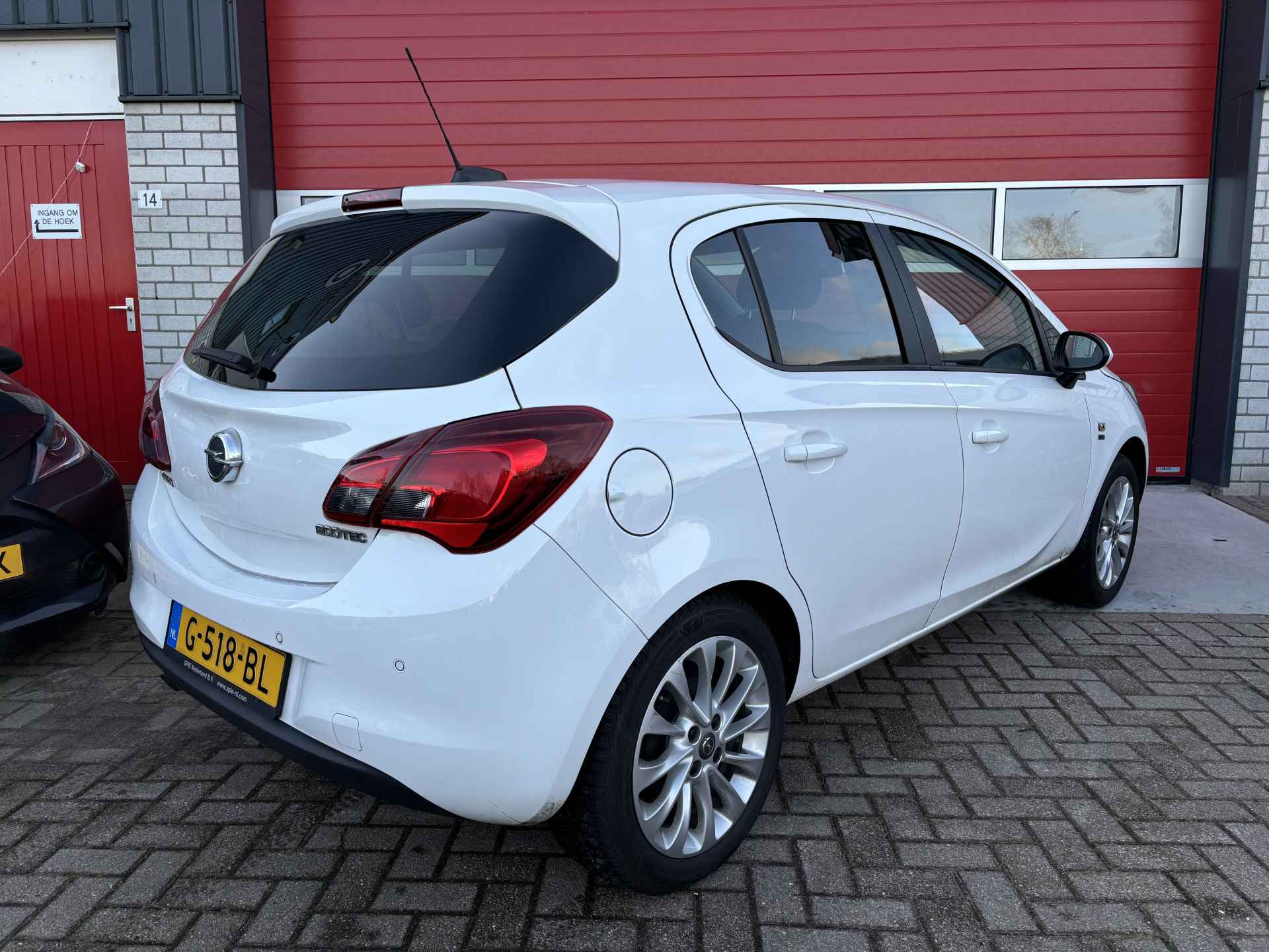 Opel Corsa 1.0 Turbo 120 Jaar Edition STOELVERW / STUURVERW / CLIMA / CAMERA / DAB+ / CARPLAY/ NAVI / NL-AUTO - 3/7