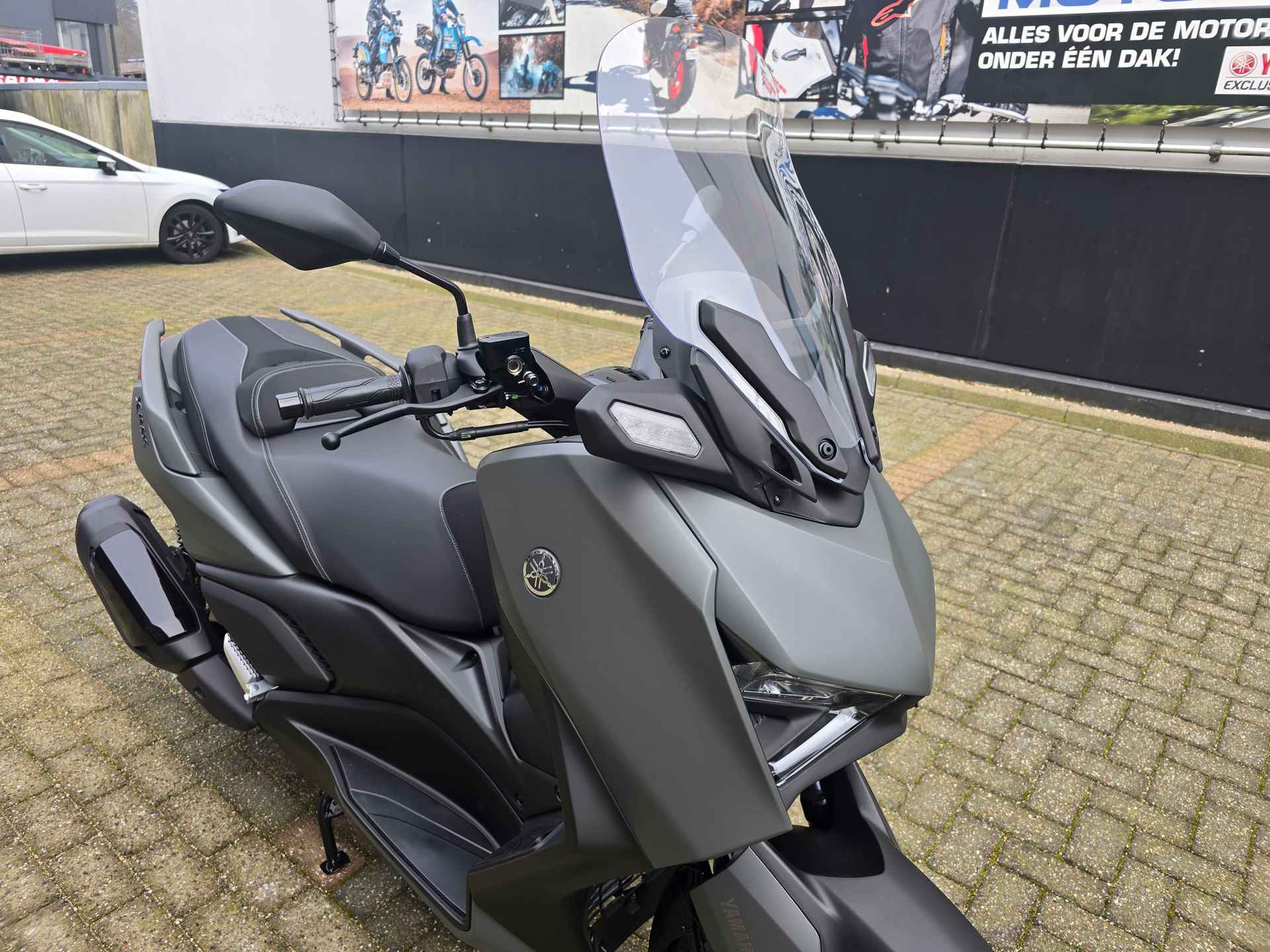 Yamaha XMAX 300 ABS - 8/23