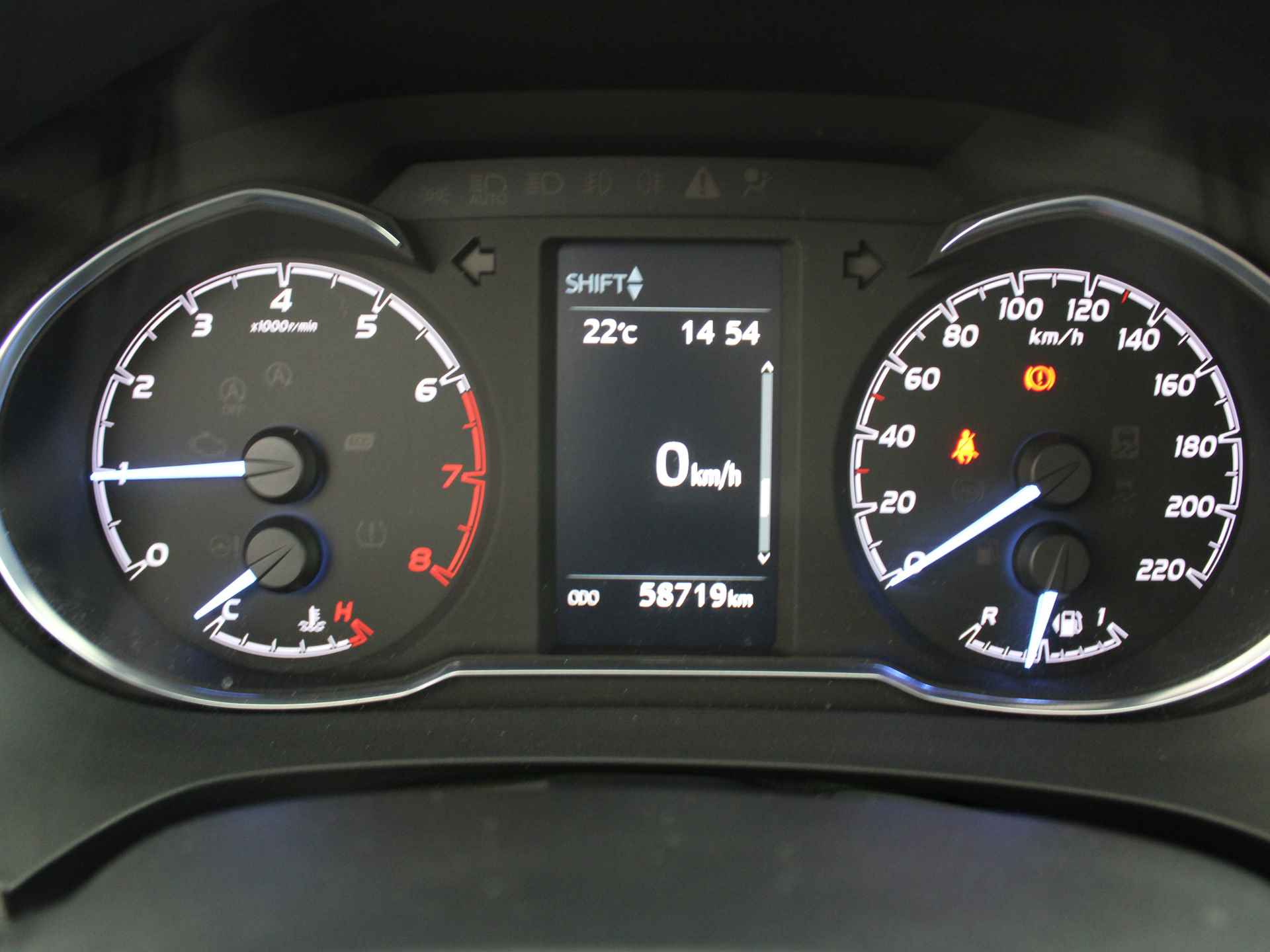Toyota Yaris 1.0 VVT-i Aspiration | Camera | Climate control | Bluetooth | - 7/41