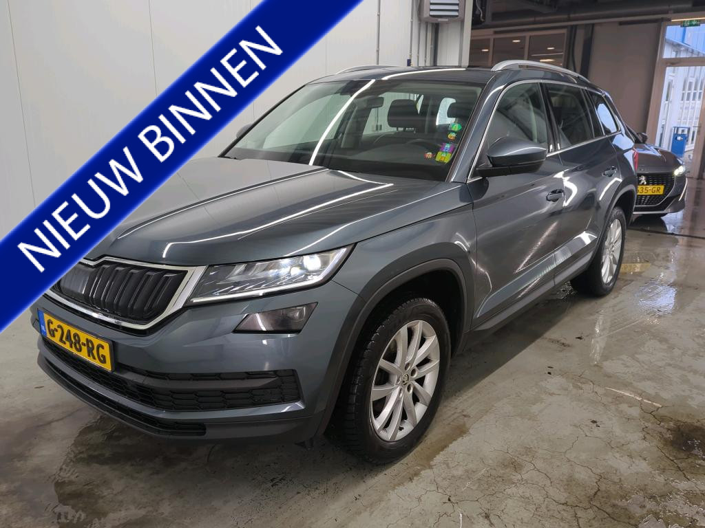 Škoda Kodiaq 1.5 TSI Business Edition NL AUTO | TREKHAAK | PANO | STOELVERW | CAMERA |