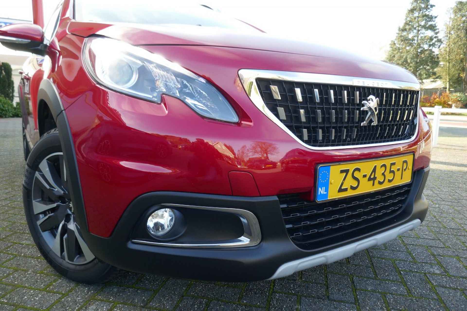 PEUGEOT 2008 1.2 PURETECH ALLURE  131 PK - 5/34