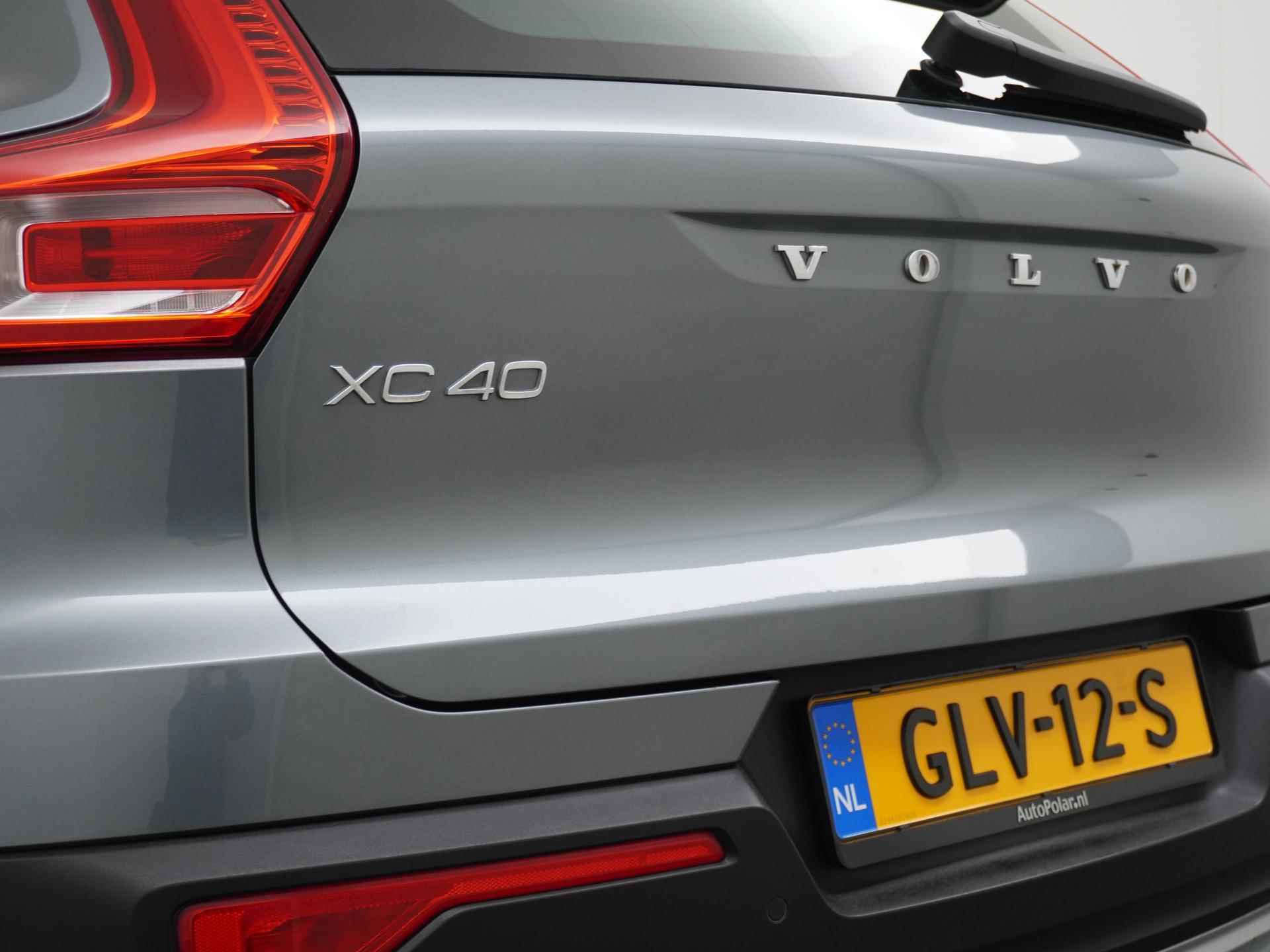 Volvo XC40 1.5 T3 Momentum Leder/Parking Support/Harman Kardon etc. - 7/45