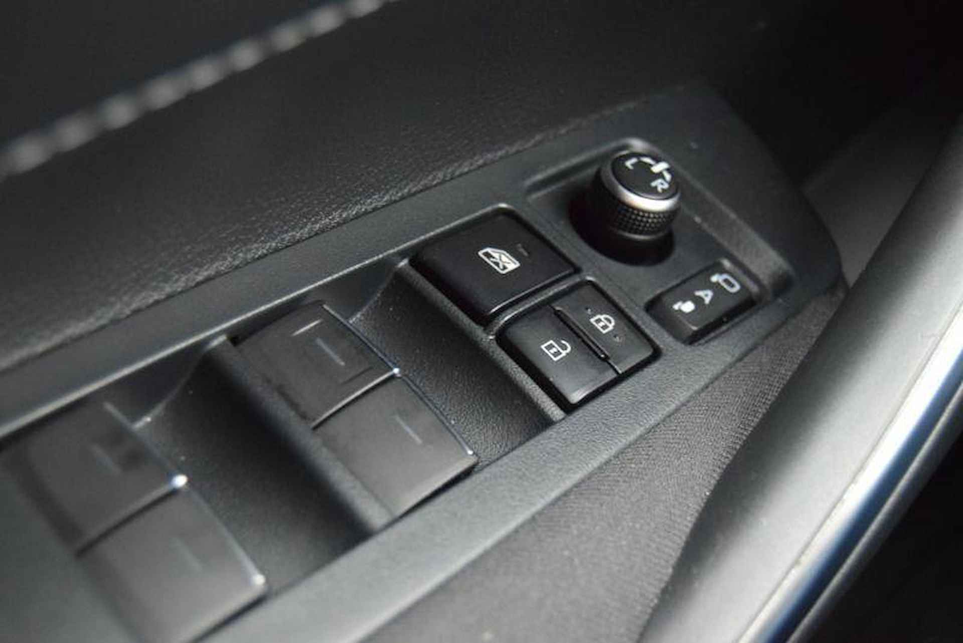 Suzuki Swace 1.8 Select Hybrid Automaat - 10/18