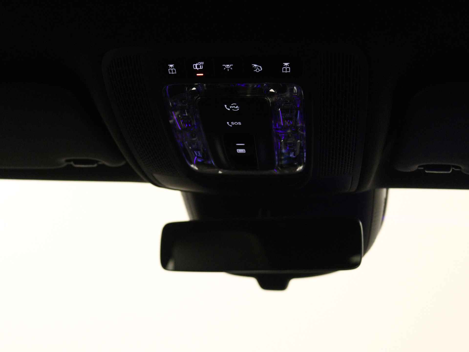 Mercedes-Benz A-Klasse 250 e AMG Line | Premium Plus Pack | Smartphone integratie | Panoramaschuifdak | Sfeerverlichting Extra USB-poorten | Dodehoekassistent | Parkeerpakket met 360°-camera | - 26/36