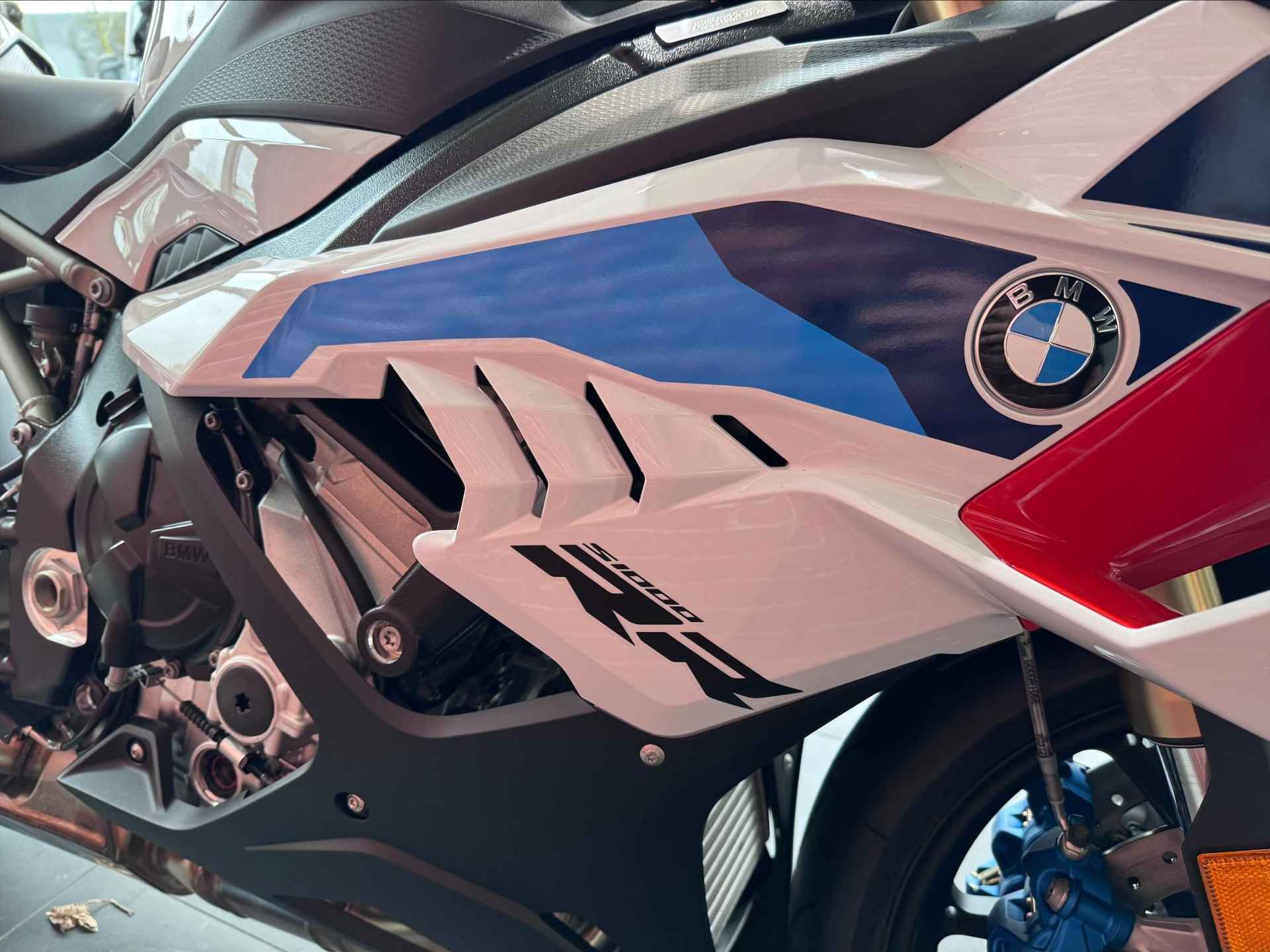 BMW S 1000 RR - 9/15