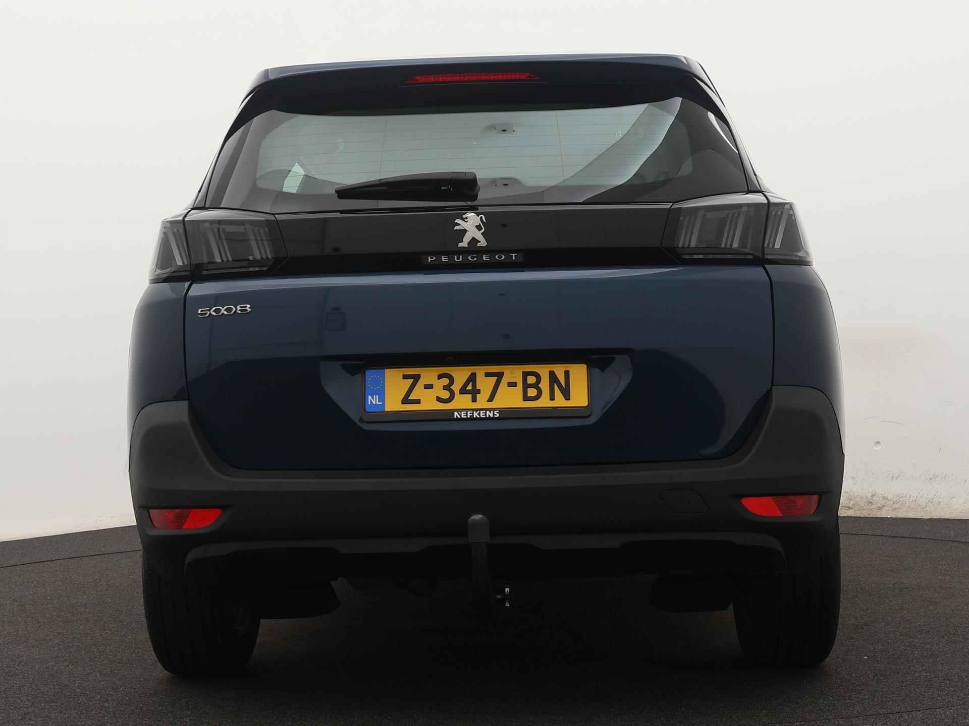 Peugeot 5008 Active  130pk Automaat | Navigatie Via AppleCarPlay/AndroidAuto | Trekhaak | Camera | Voorstoelen Verwarmd | Climate Control - 12/39