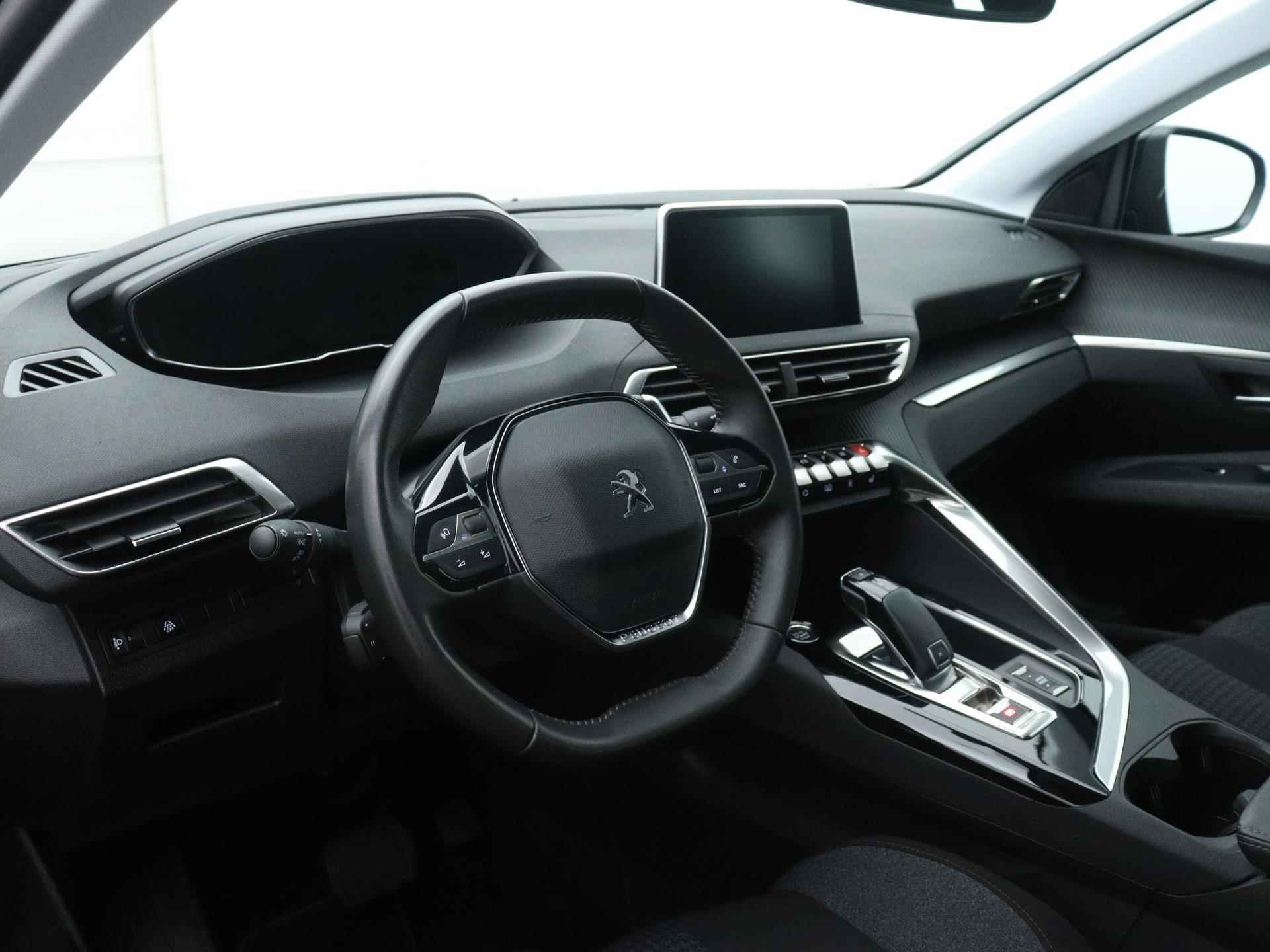 Peugeot 5008 Active  130pk Automaat | Navigatie Via AppleCarPlay/AndroidAuto | Trekhaak | Camera | Voorstoelen Verwarmd | Climate Control - 17/39
