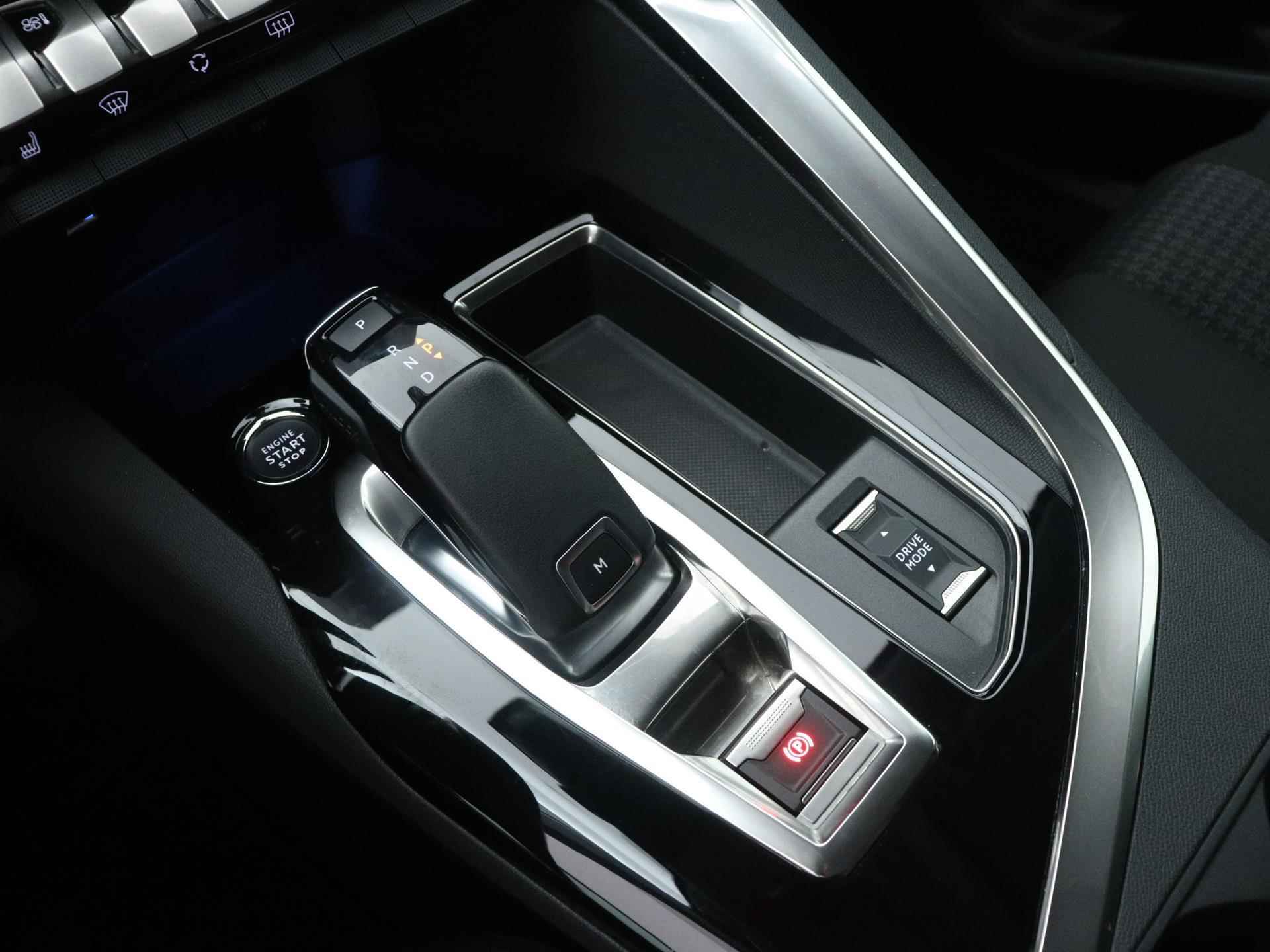 Peugeot 5008 Active  130pk Automaat | Navigatie Via AppleCarPlay/AndroidAuto | Trekhaak | Camera | Voorstoelen Verwarmd | Climate Control - 28/39