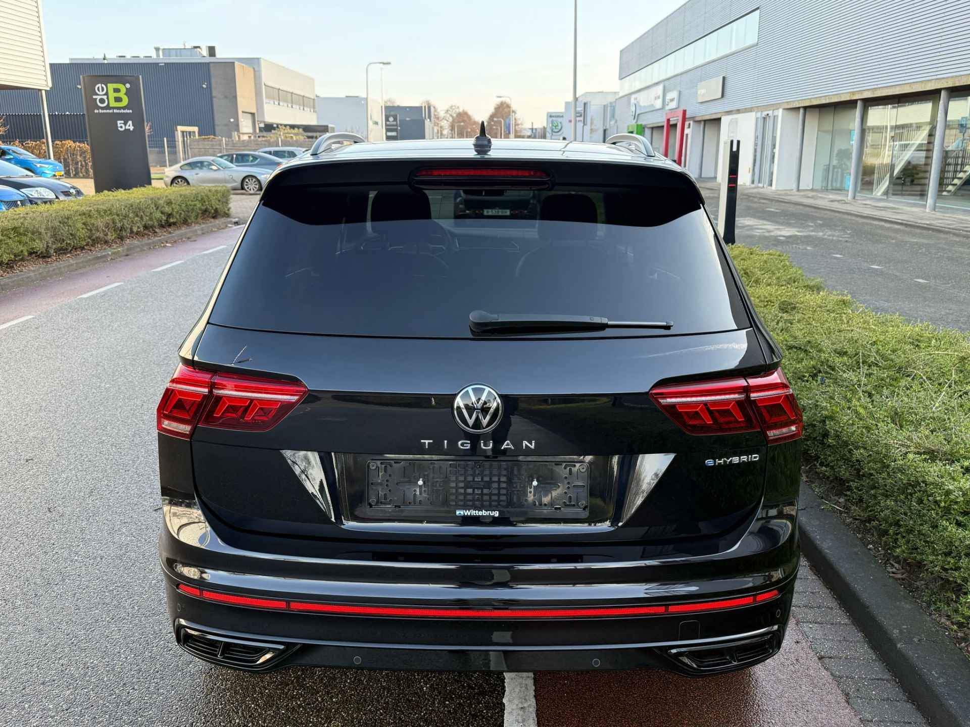 Volkswagen Tiguan 1.4 TSI eHybrid R-Line Business+ / Black Style / 360"CAMERA / NAVI / APP.Connect / 20"LMV / PANODAK / DCC - 10/39