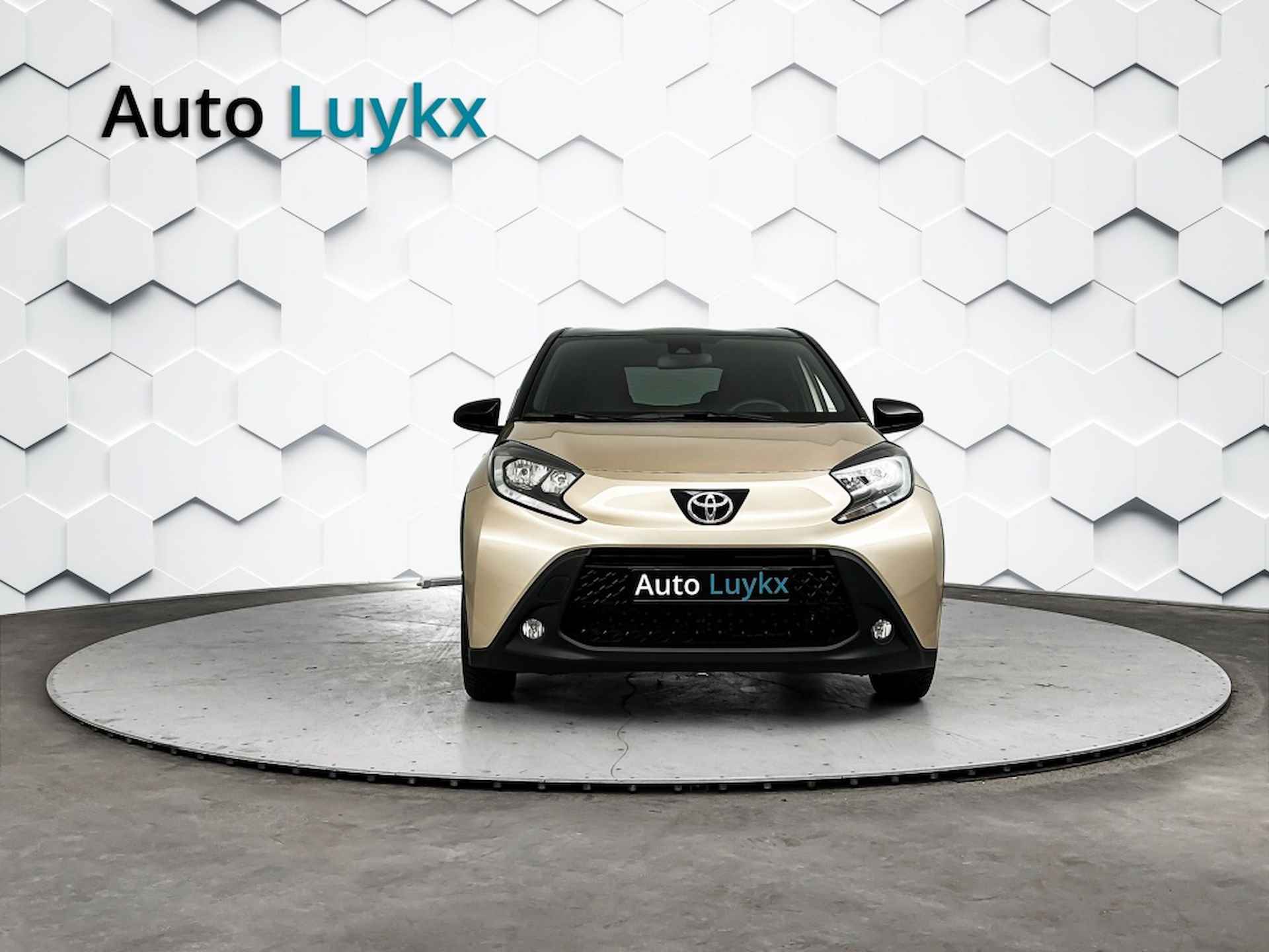 Toyota Aygo X 1.0 Pulse | 17'' L.M. Velgen | Adaptieve Cruise Control | App Connect - 7/35