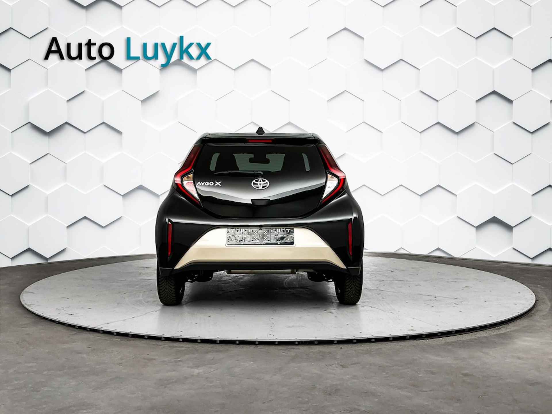 Toyota Aygo X 1.0 Pulse | 17'' L.M. Velgen | Adaptieve Cruise Control | App Connect - 8/35