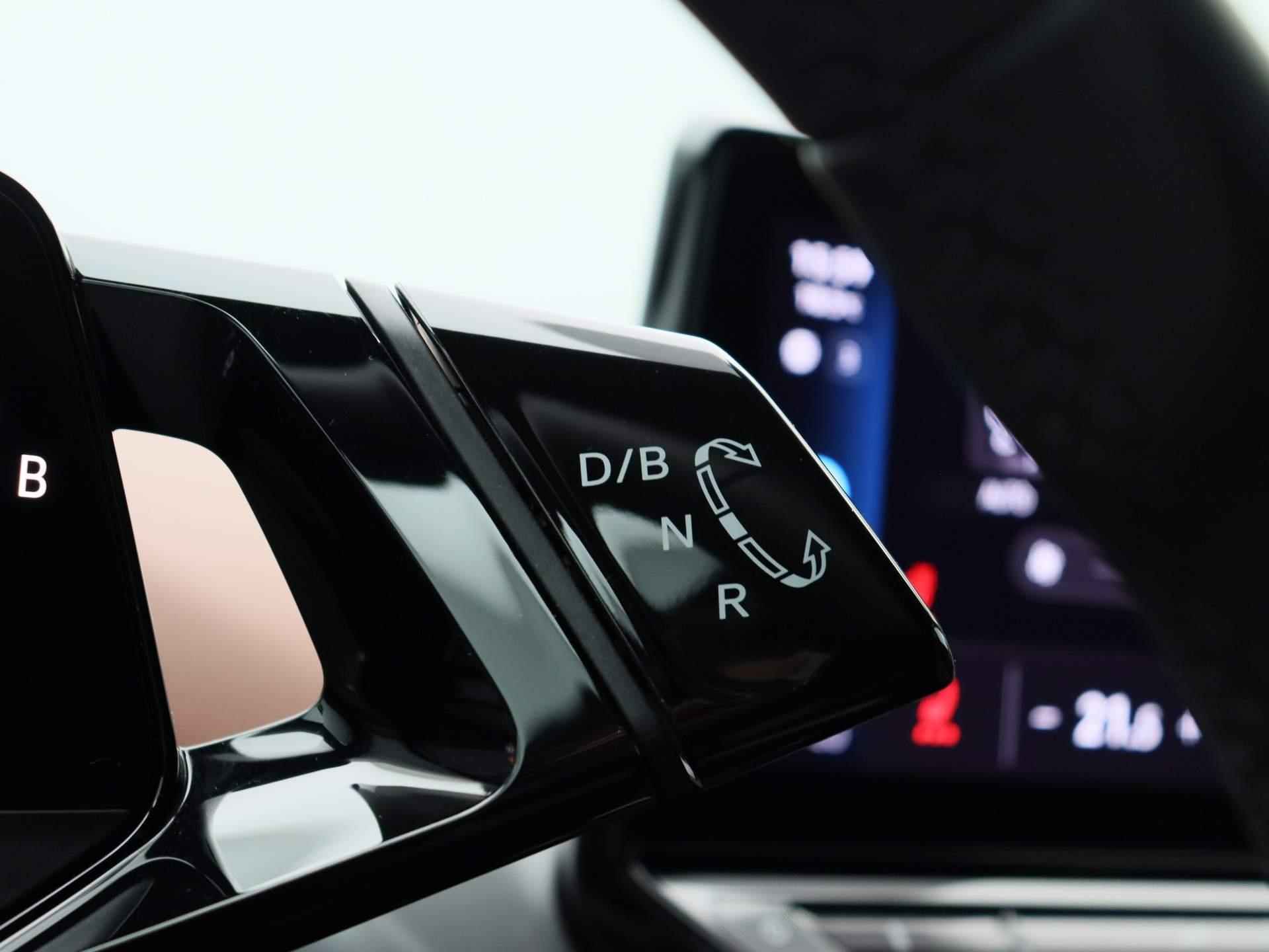 Volkswagen ID.4 Pure 52 kWh 148 PK | Automaat | Navigatie | Stoelverwarming | Snelladen 110KW | Apple Carplay | Android Auto | IQ Lights | LED matrix | Camera | Parkeersensoren | Lichtmetalen velgen | - 21/43