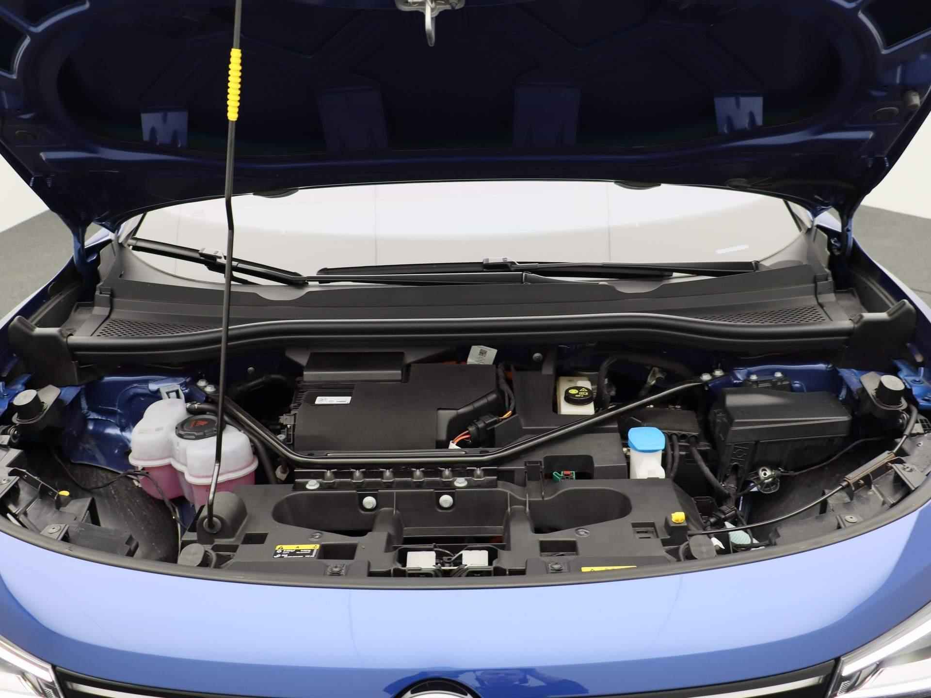Volkswagen ID.4 Pure 52 kWh 148 PK | Automaat | Navigatie | Stoelverwarming | Snelladen 110KW | Apple Carplay | Android Auto | IQ Lights | LED matrix | Camera | Parkeersensoren | Lichtmetalen velgen | - 40/43
