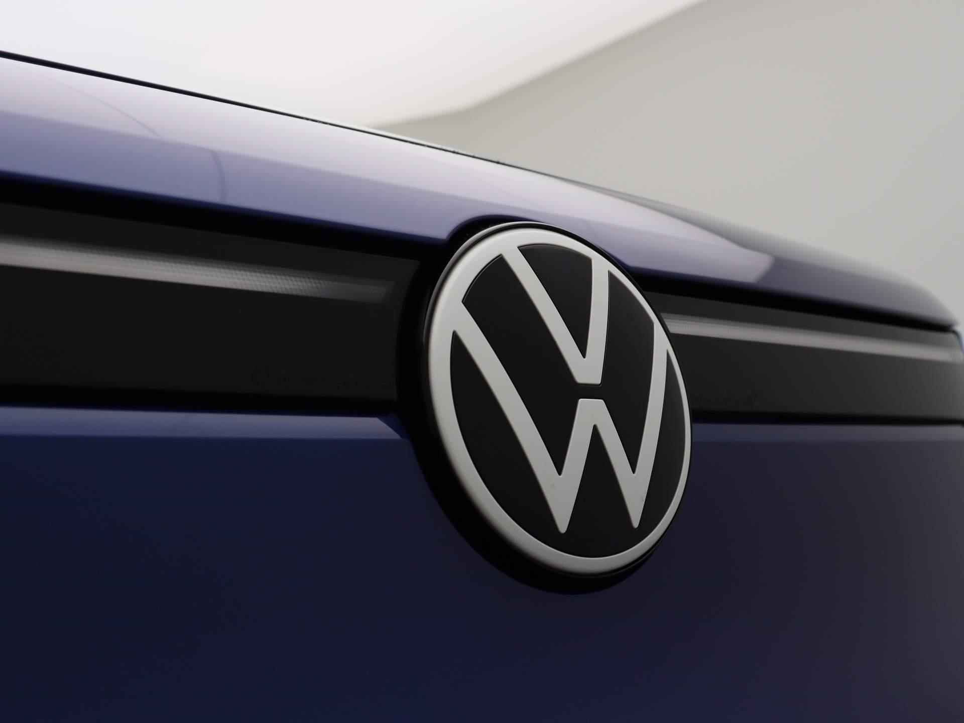 Volkswagen ID.4 Pure 52 kWh 148 PK | Automaat | Navigatie | Stoelverwarming | Snelladen 110KW | Apple Carplay | Android Auto | IQ Lights | LED matrix | Camera | Parkeersensoren | Lichtmetalen velgen | - 41/43