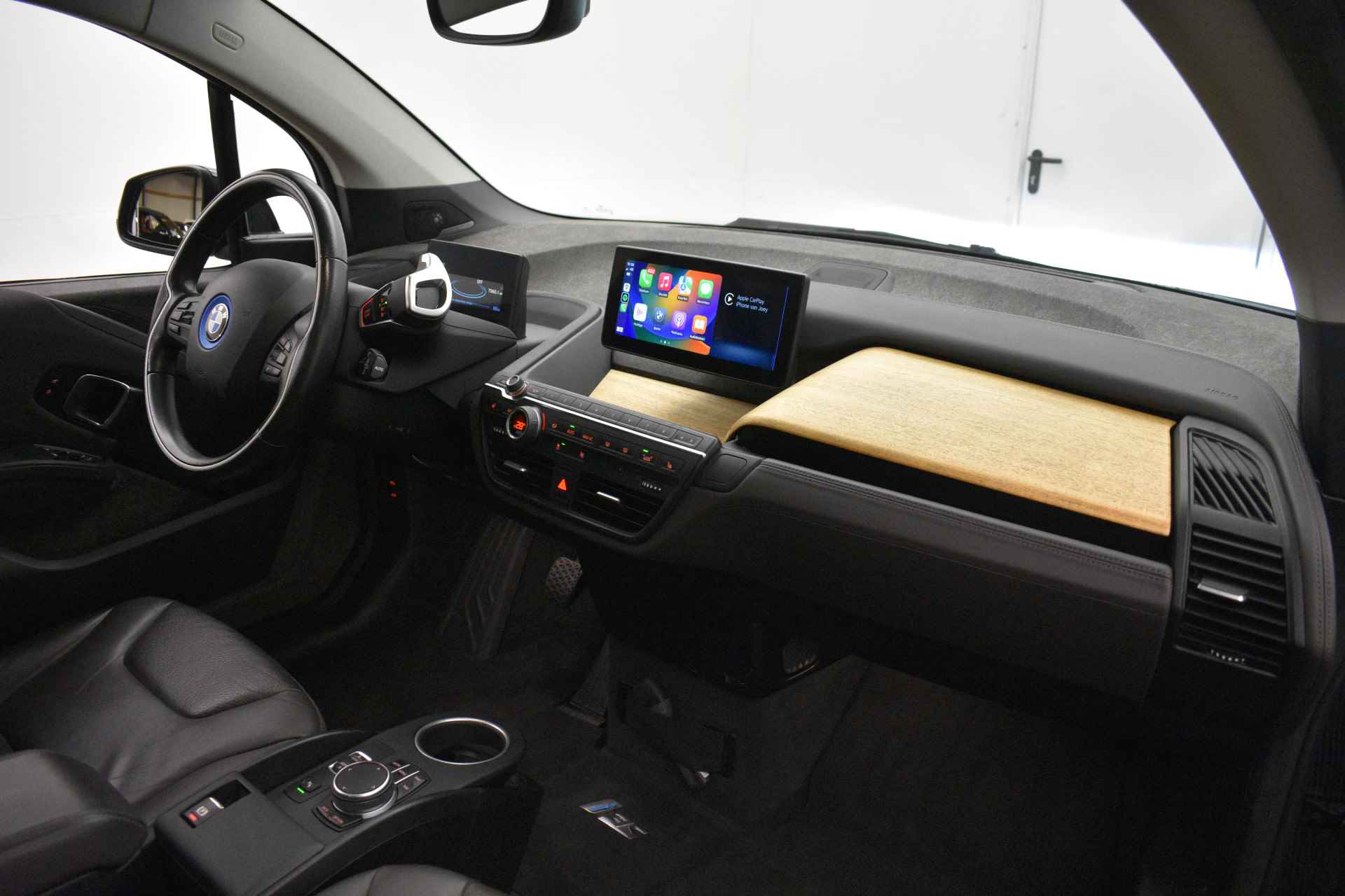 BMW i3 S iPerformance 20" Vol Zwart Leer Panodak Camera Carplay CCS Laden - 49/64