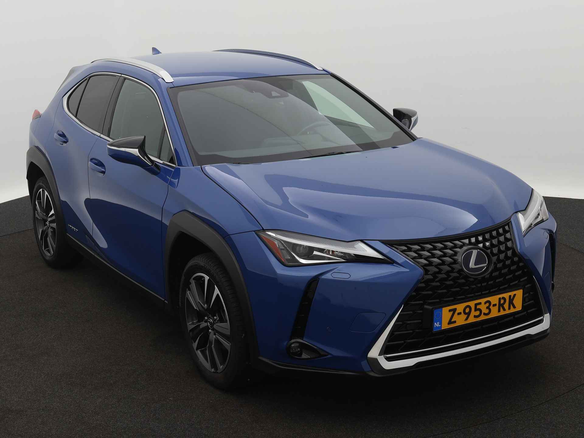 Lexus UX 250h Business Line Limited | Parkeersensoren | LM velgen | Camera | Stoel en stuurwiel verwarmd | - 29/45