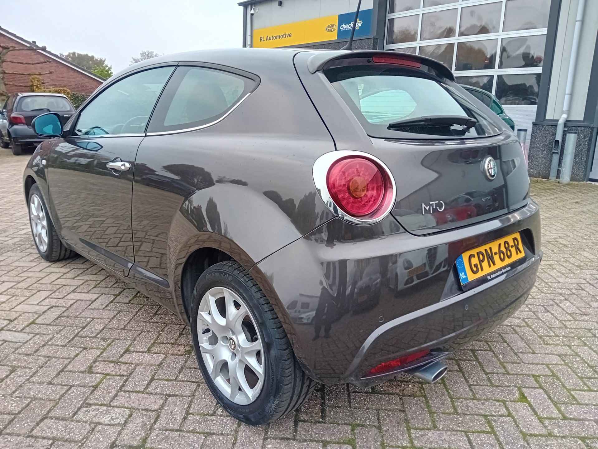 Alfa Romeo MiTo 1.4 Progression - PDC - Cruise Control - 4/12