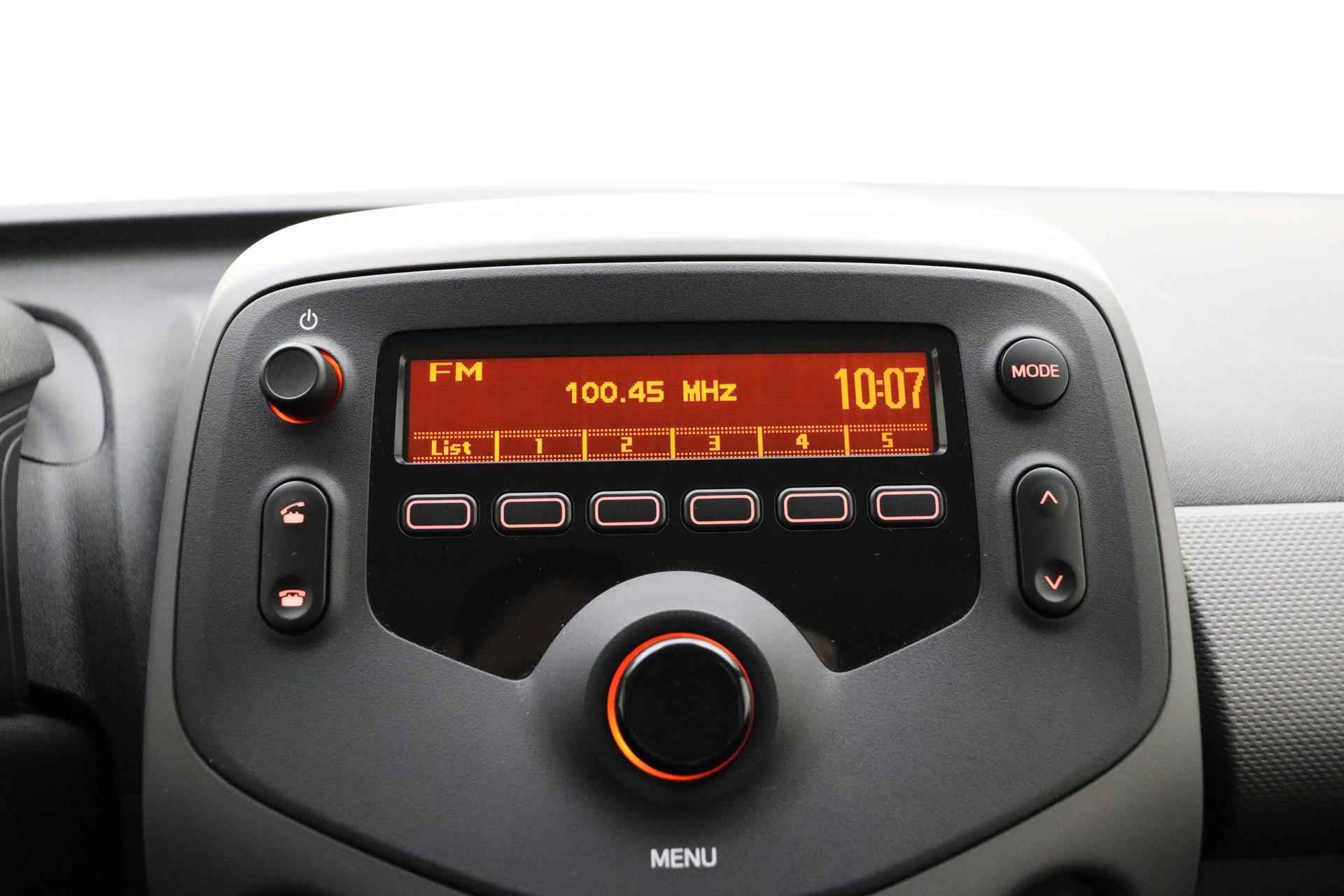 Peugeot 108 1.0 e-VTi Active 72 PK | Handgeschakeld | 5-Deurs | Elektrische ramen | Airco | Radio | Bluetooth | AUX | USB | 1e eigenaar | Dealeronderhouden - 21/28