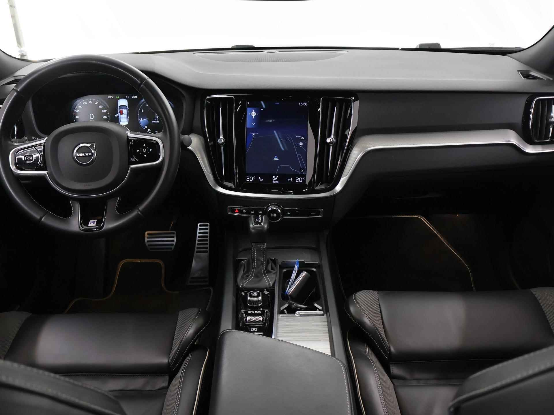 Volvo S60 2.0 T4 R-Design | Navigatie | Panoramadak | Cruise Control adaptief | Dodehoeldetectie|  Keyless go | Stoelverwarming | Parkeercamera | DAB | - 9/40