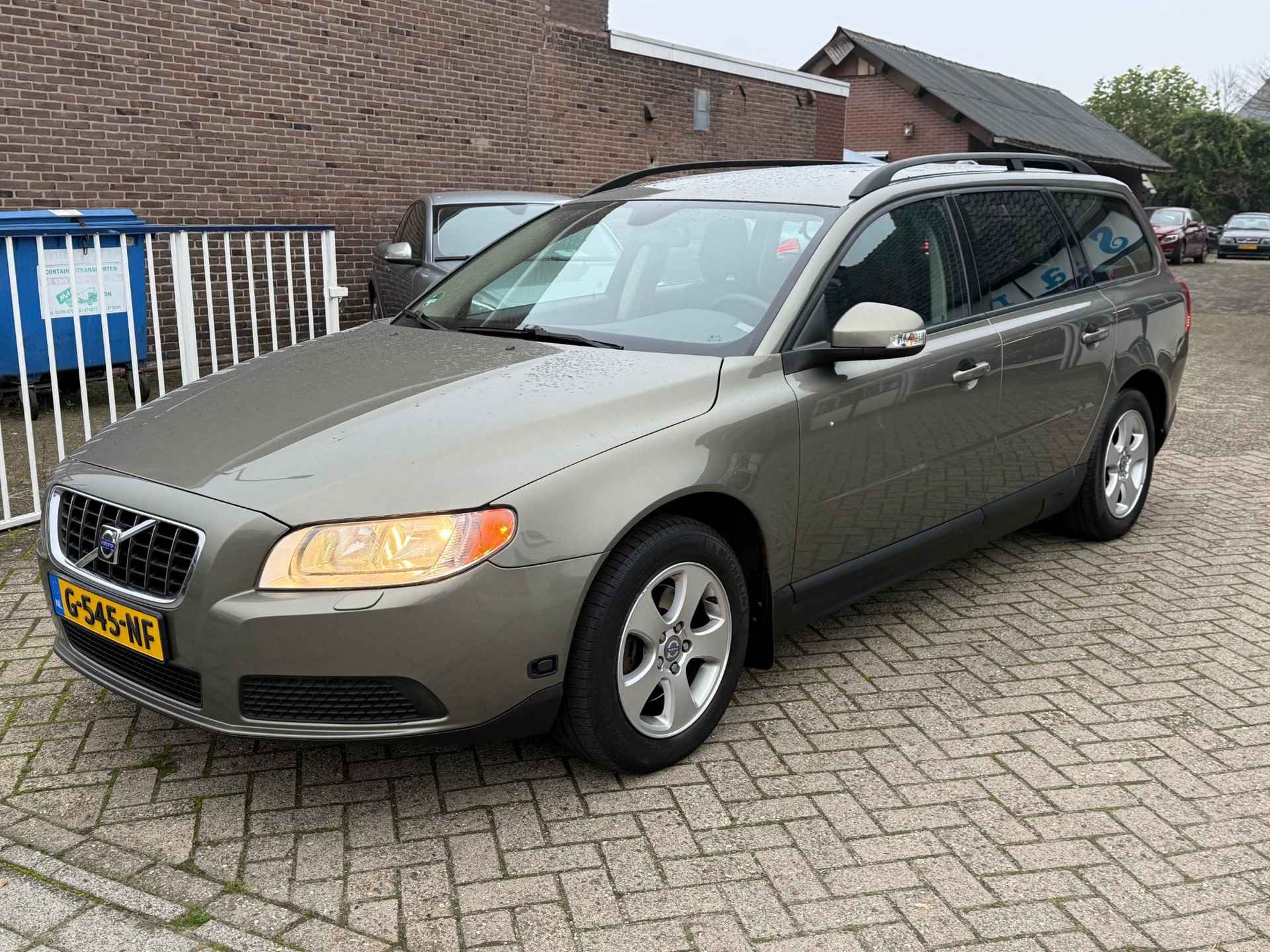 Volvo V70 2.0 F - 2/20