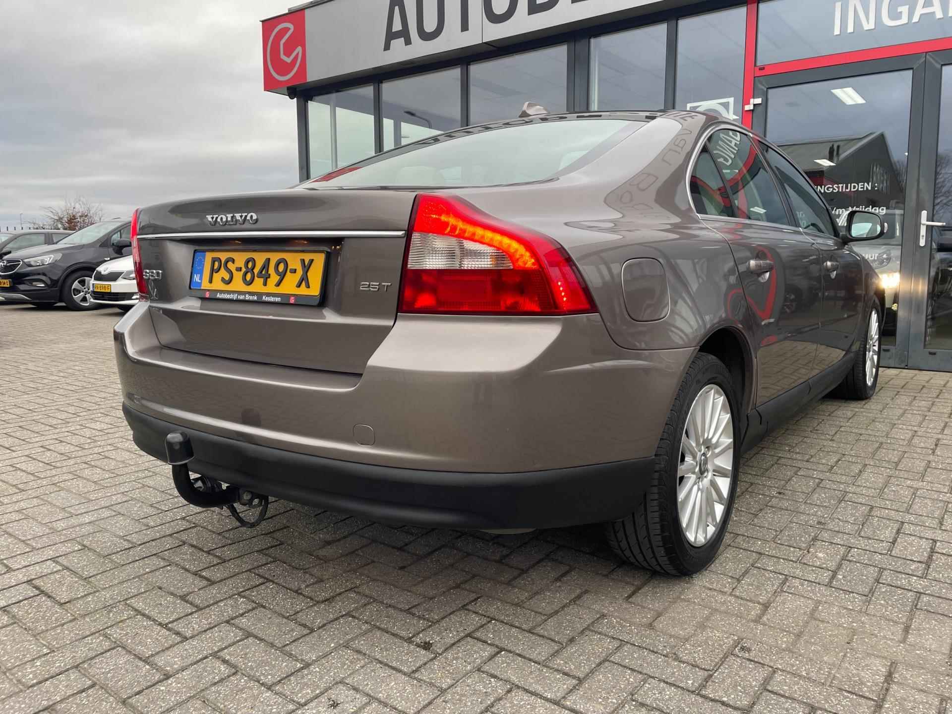 Volvo S80 2.5 T Momentum | Trekhaak | Cruise control | Leder - 8/29