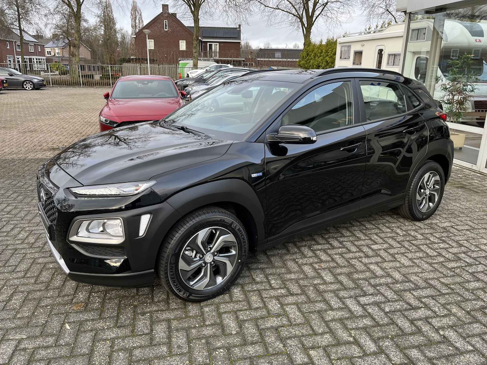 Hyundai Kona 1.6 GDI HEV Comf Smart | Apple carplay | Navi | Camera | Trekhaa - 8/25