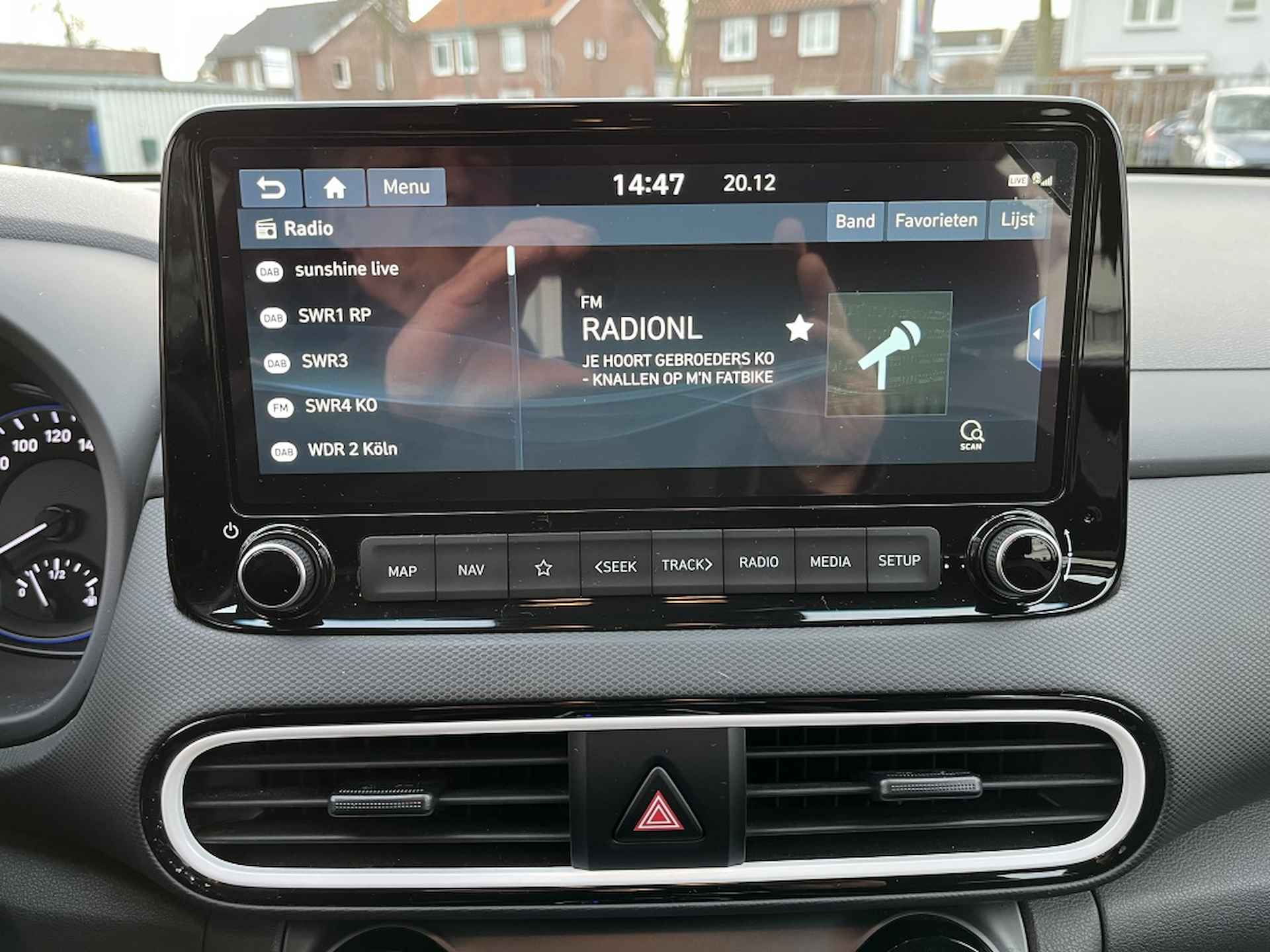 Hyundai Kona 1.6 GDI HEV Comf Smart | Apple carplay | Navi | Camera | Trekhaa - 17/25