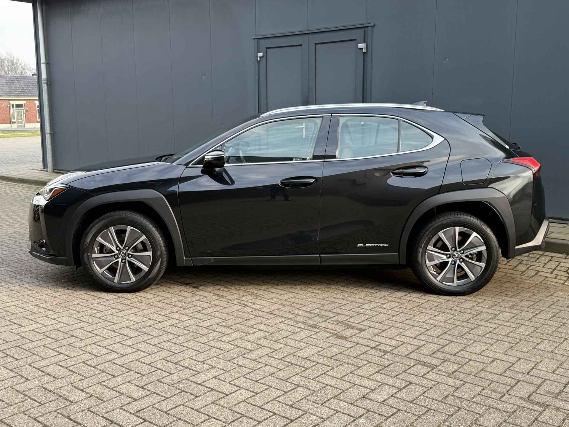 Lexus UX 300e Business 54 kWh / Automaat / Cruise Control Adaptief / Apple&Android Carplay / Camera / Bluetooth / DAB / Climate Control / NAP - 9/48