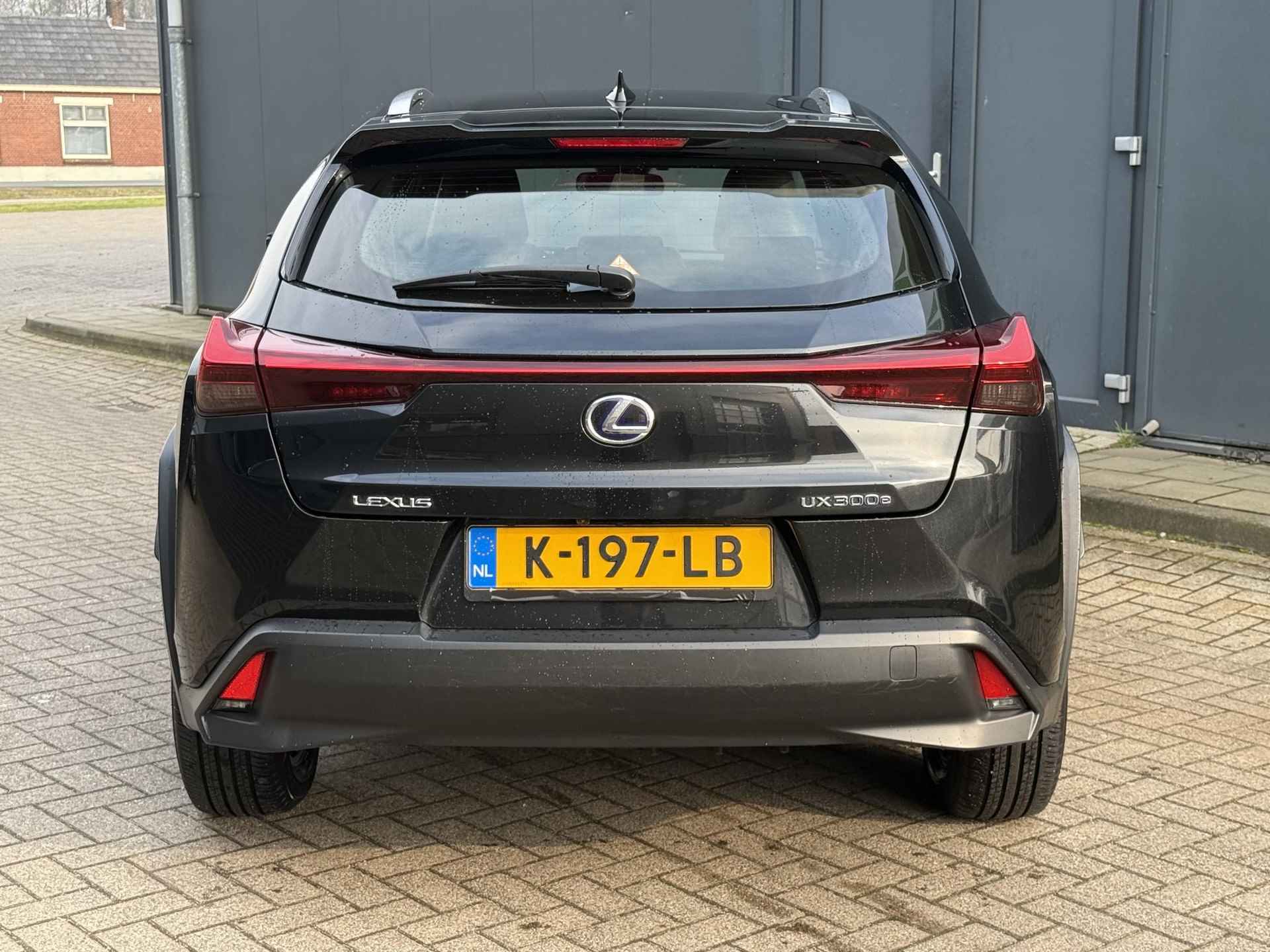 Lexus UX 300e Business 54 kWh / Automaat / Cruise Control Adaptief / Apple&Android Carplay / Camera / Bluetooth / DAB / Climate Control / NAP - 47/48