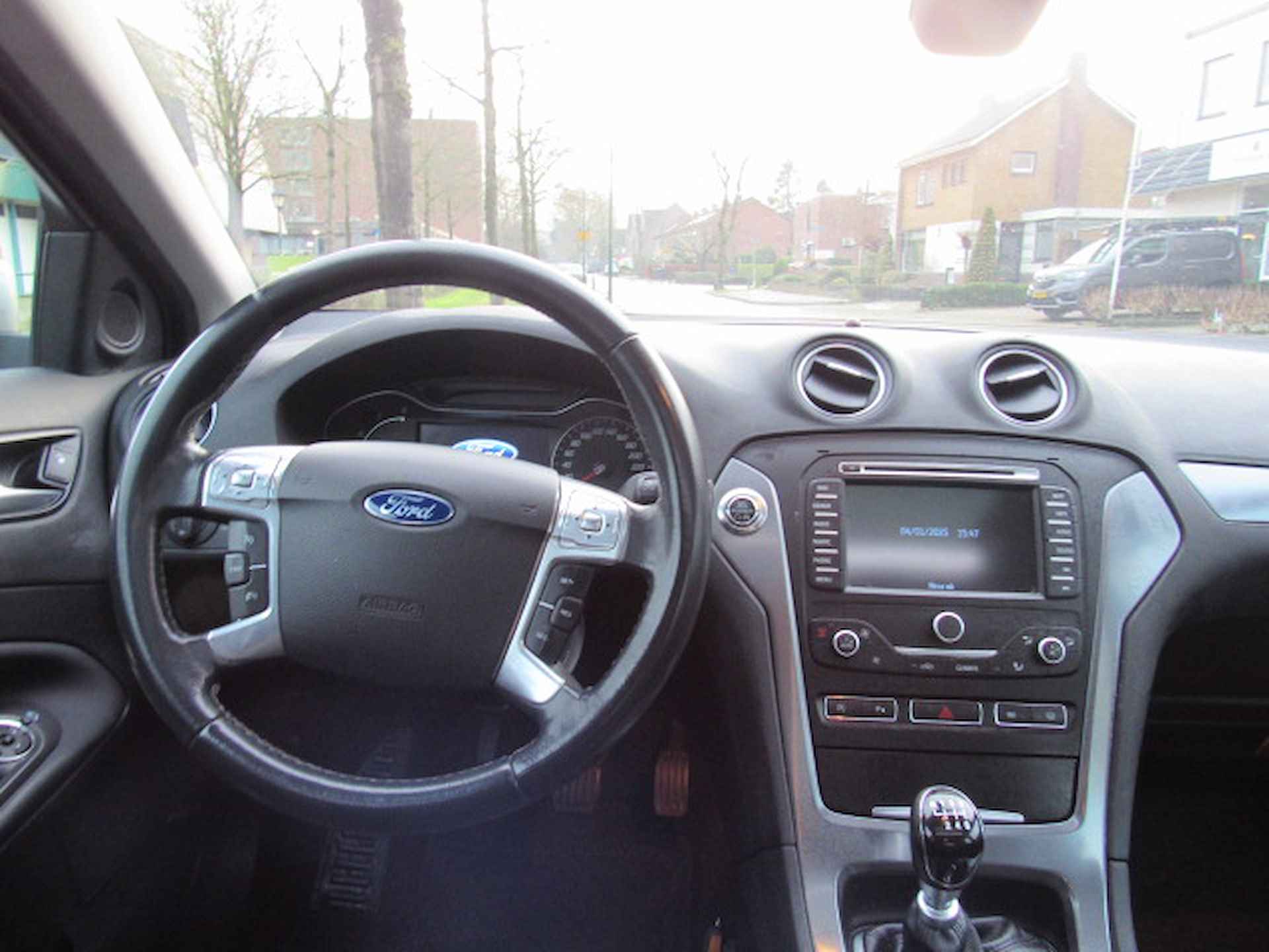 FORD Mondeo 1.6 TDCi ECOnetic 115pk 5d Lease Platinum - 8/15