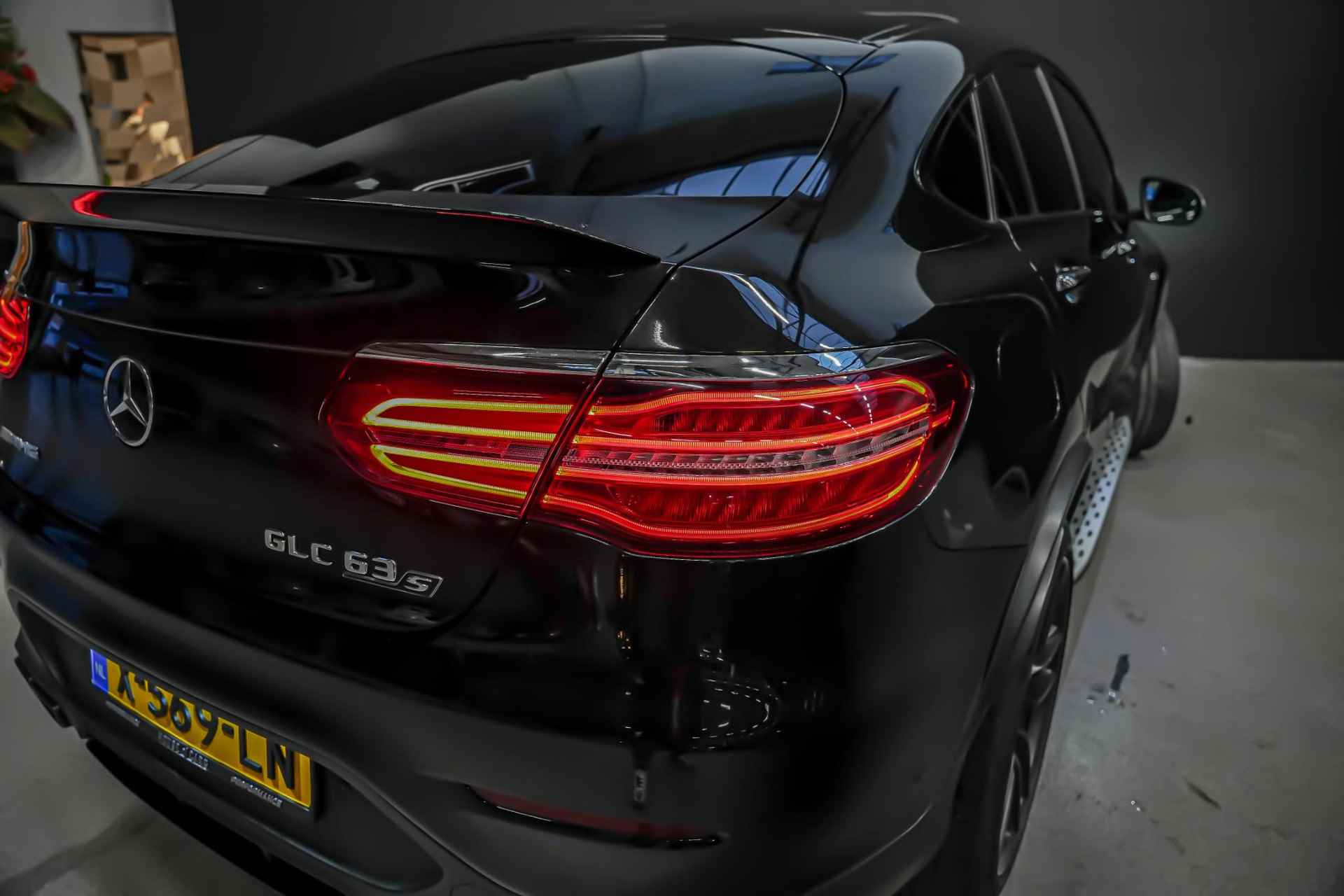 Mercedes-Benz GLC-klasse Coupé 63S AMG 510pk 4MATIC+ |carbon interieur|sportuitlaat|Burmester|schuif/kantel dak|360 camera|HUD|elk. stoel + memory|elk. achterklep|stoel ventilatie + verwarming| - 44/50