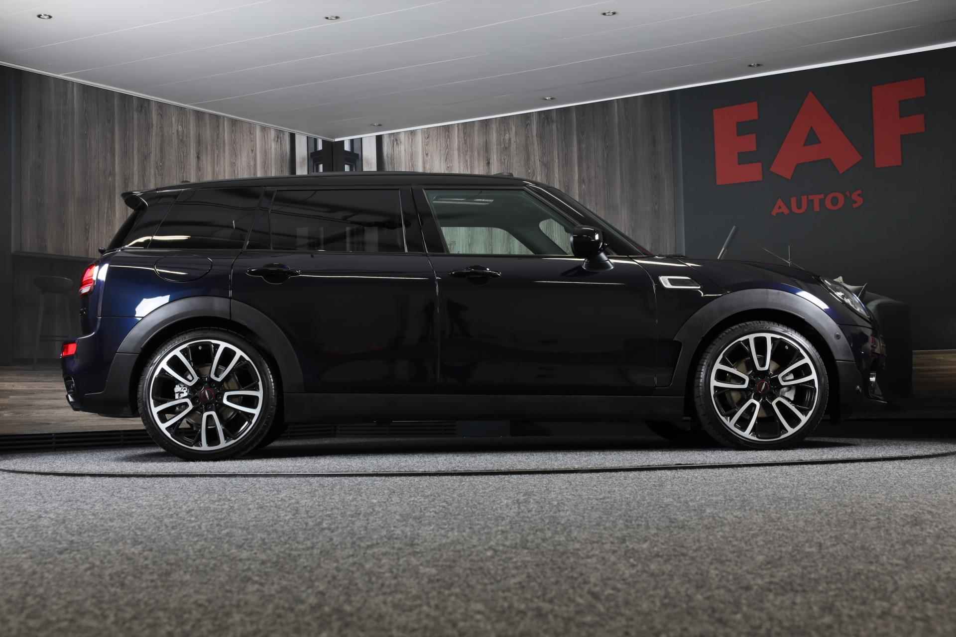 Mini Mini Clubman 1.5 Cooper John Cooper Works / AUT / Navi / Digital Cockpit / CC / JCW Int / Open Pano / Led / Pdc / 19 Inch - 32/48