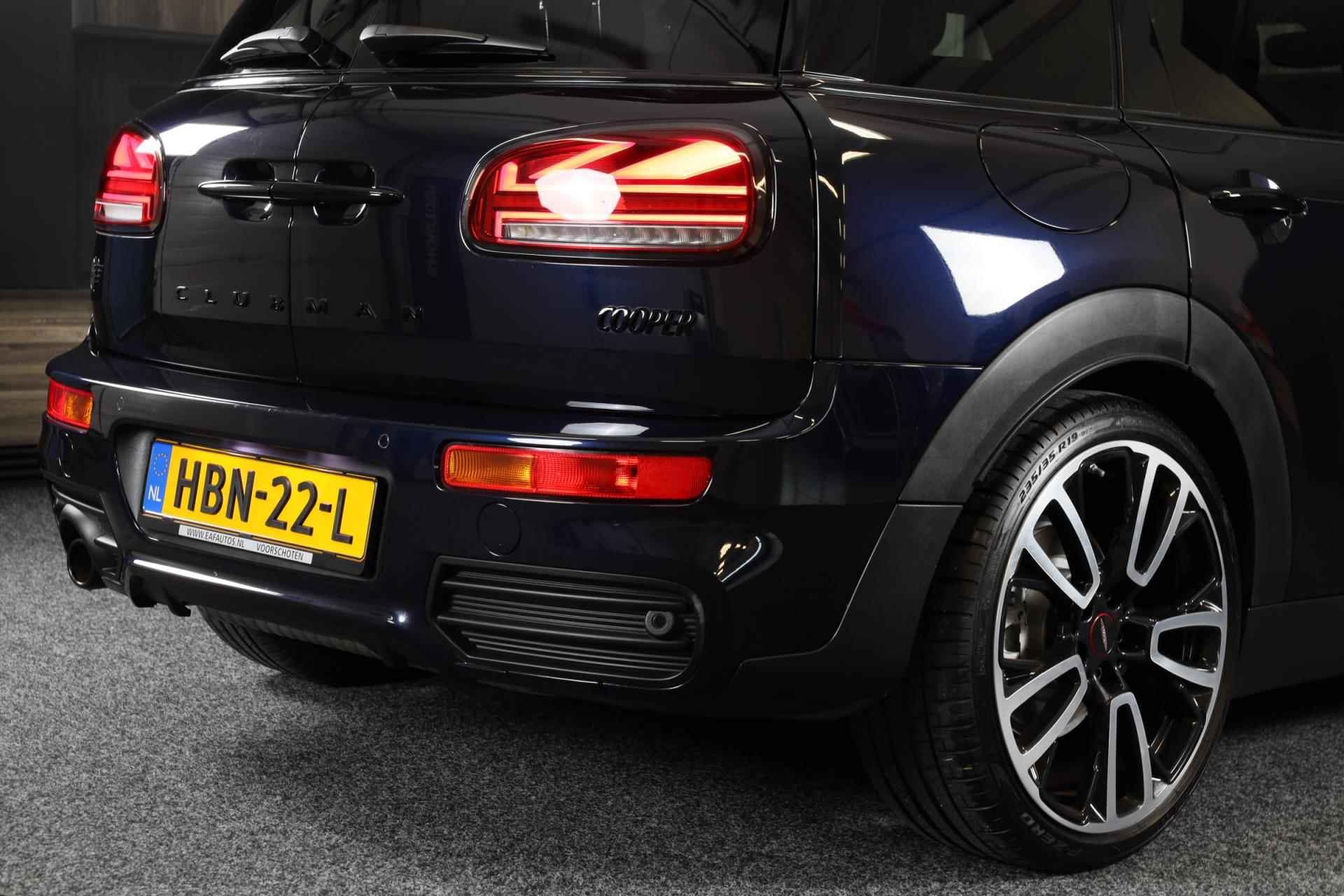 Mini Mini Clubman 1.5 Cooper John Cooper Works / AUT / Navi / Digital Cockpit / CC / JCW Int / Open Pano / Led / Pdc / 19 Inch - 34/48