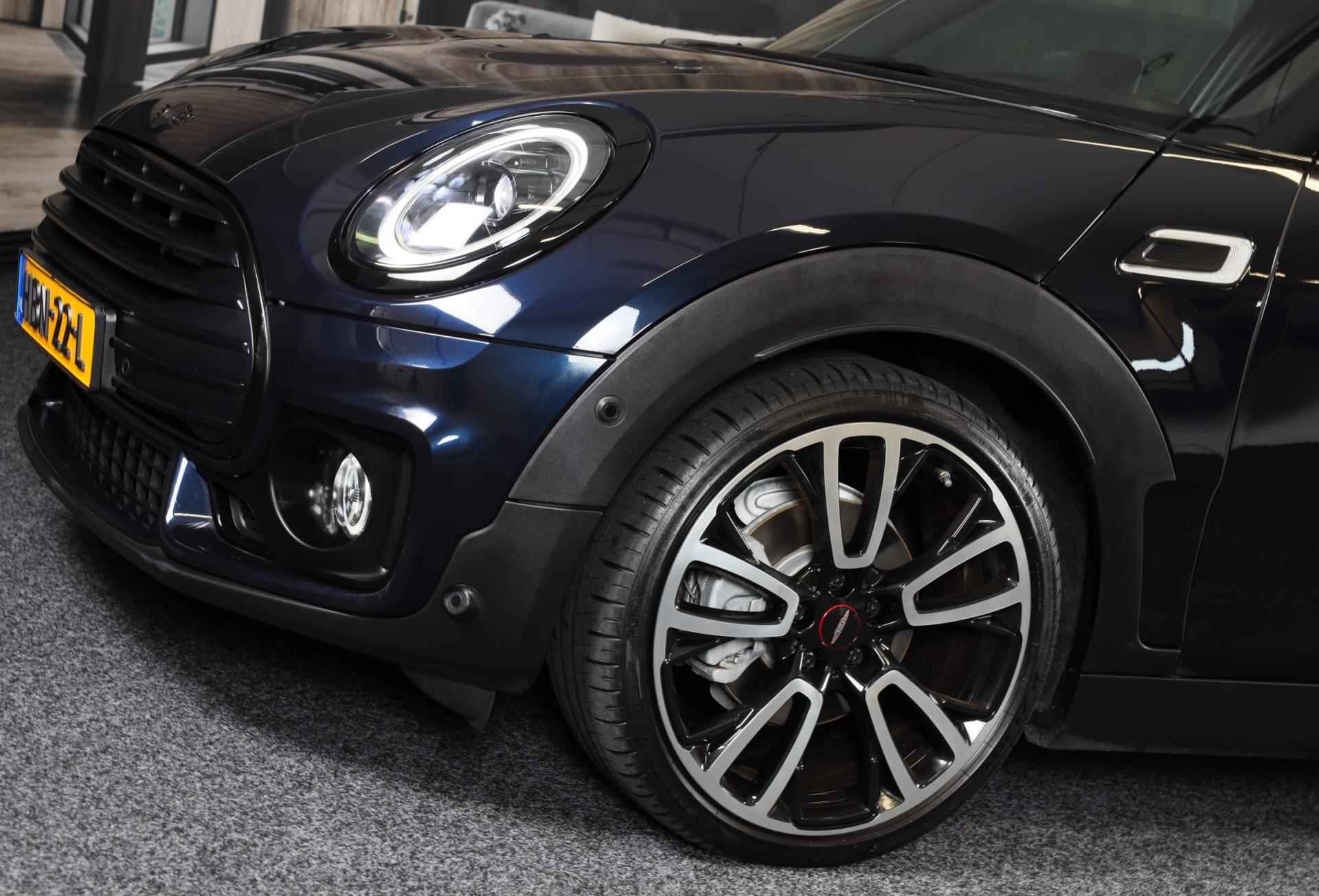 Mini Mini Clubman 1.5 Cooper John Cooper Works / AUT / Navi / Digital Cockpit / CC / JCW Int / Open Pano / Led / Pdc / 19 Inch - 37/48