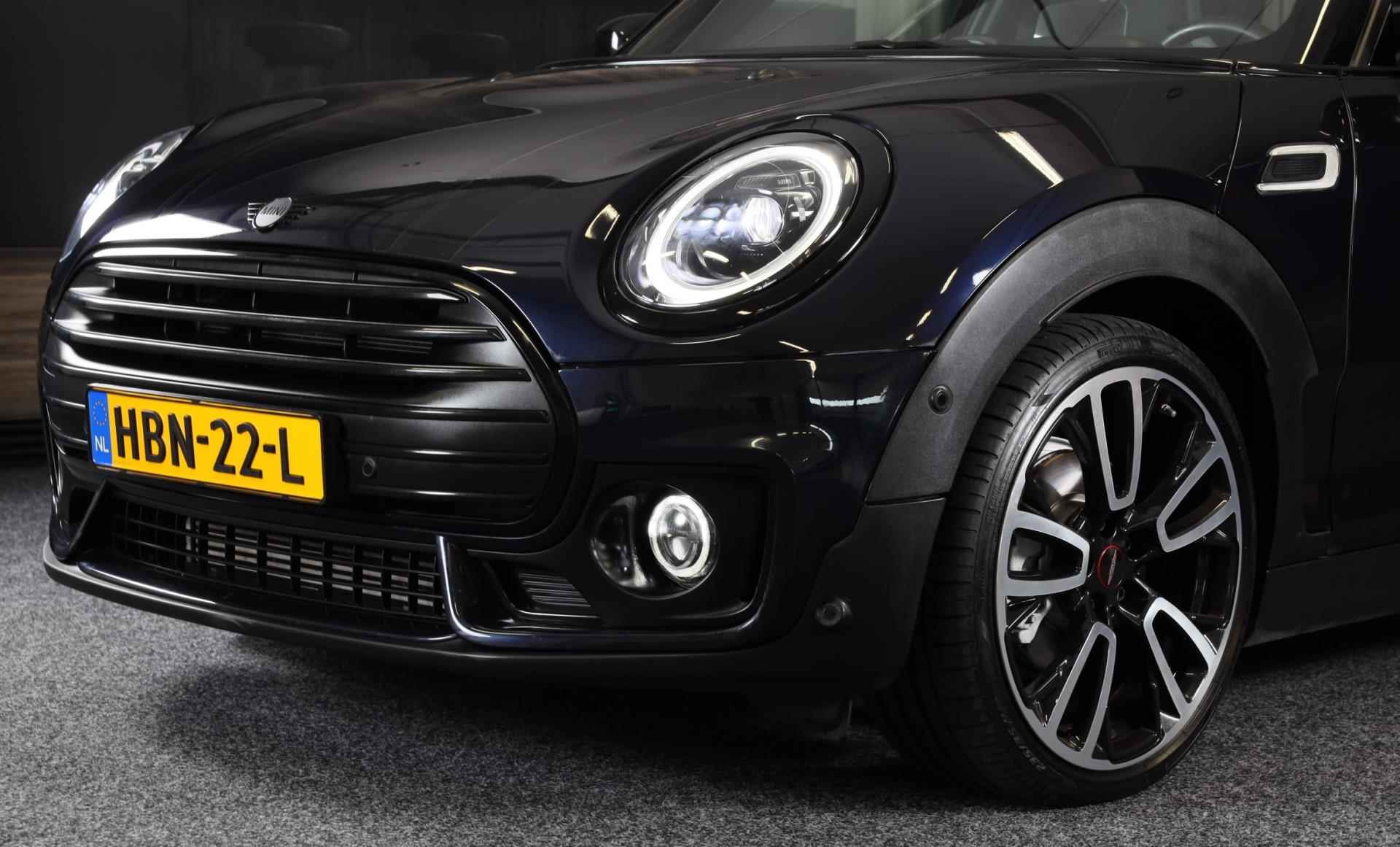 Mini Mini Clubman 1.5 Cooper John Cooper Works / AUT / Navi / Digital Cockpit / CC / JCW Int / Open Pano / Led / Pdc / 19 Inch - 41/48