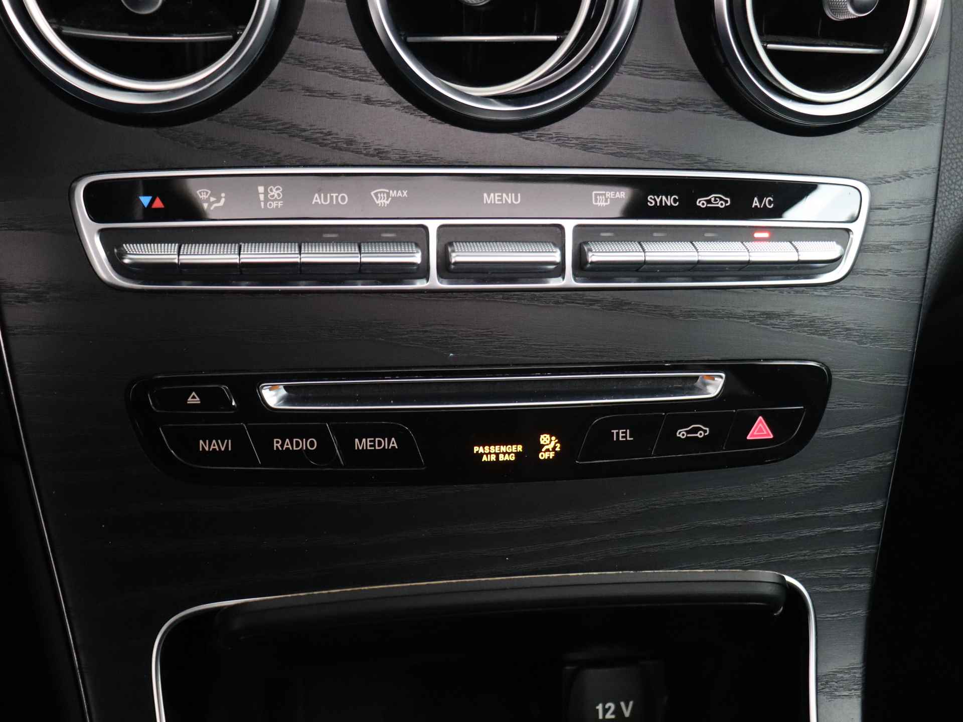 Mercedes-Benz GLC Coupé 250 4MATIC Edition 1 AMG | Schuifdak | Trekhaak | Cruise Control | Stoelverwarming | - 10/43