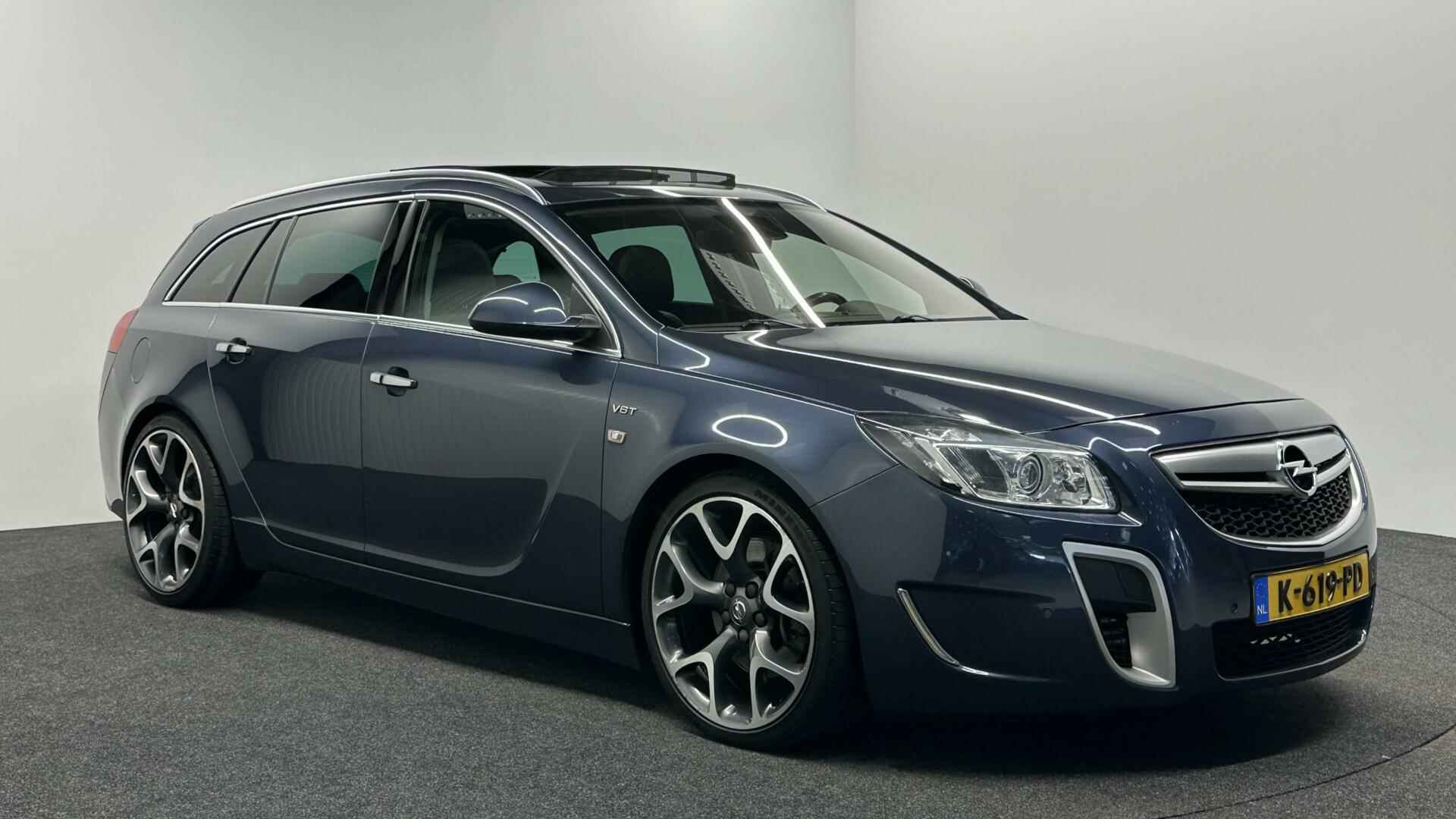 Opel Insignia Sports Tourer 2.8 T Executive 4x4 PANO 260 PK - 4/51