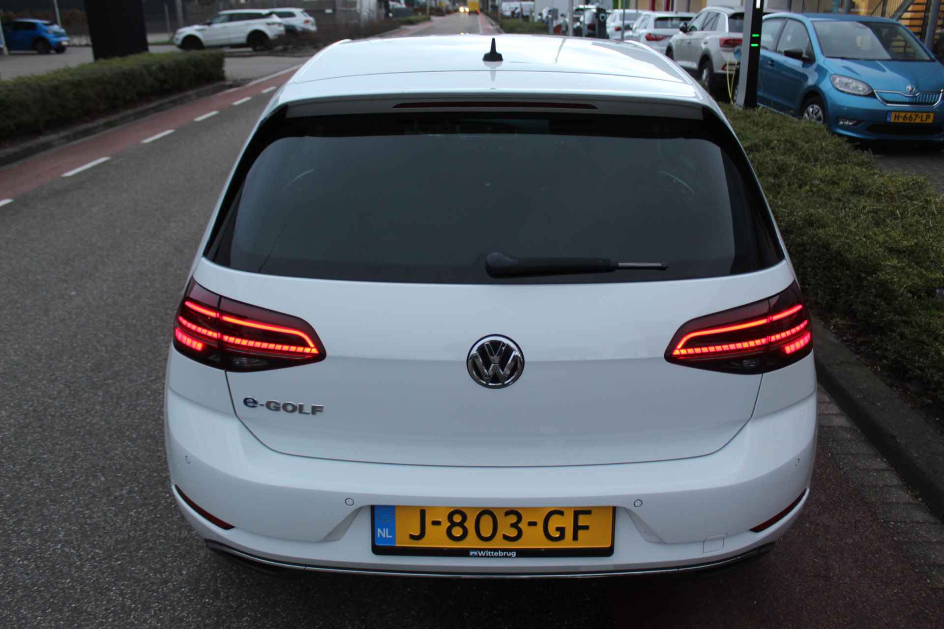 Volkswagen e-Golf E-DITION / NAVI / APP.Connect / CAMERA / WARMTEPOMP - 9/29