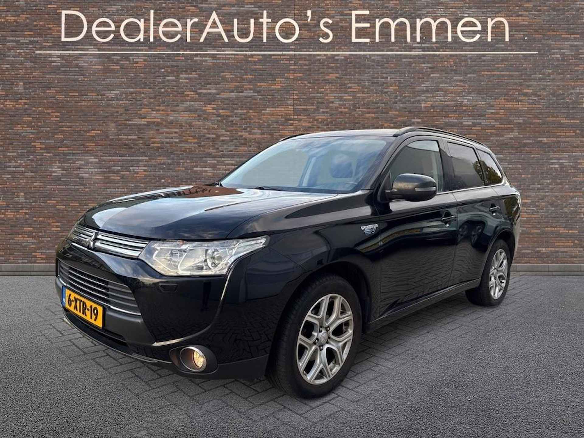 Mitsubishi Outlander 2.0 PHEV Instyle LEDER LMV SCHUIFDAK NAVIGATIE - 3/15