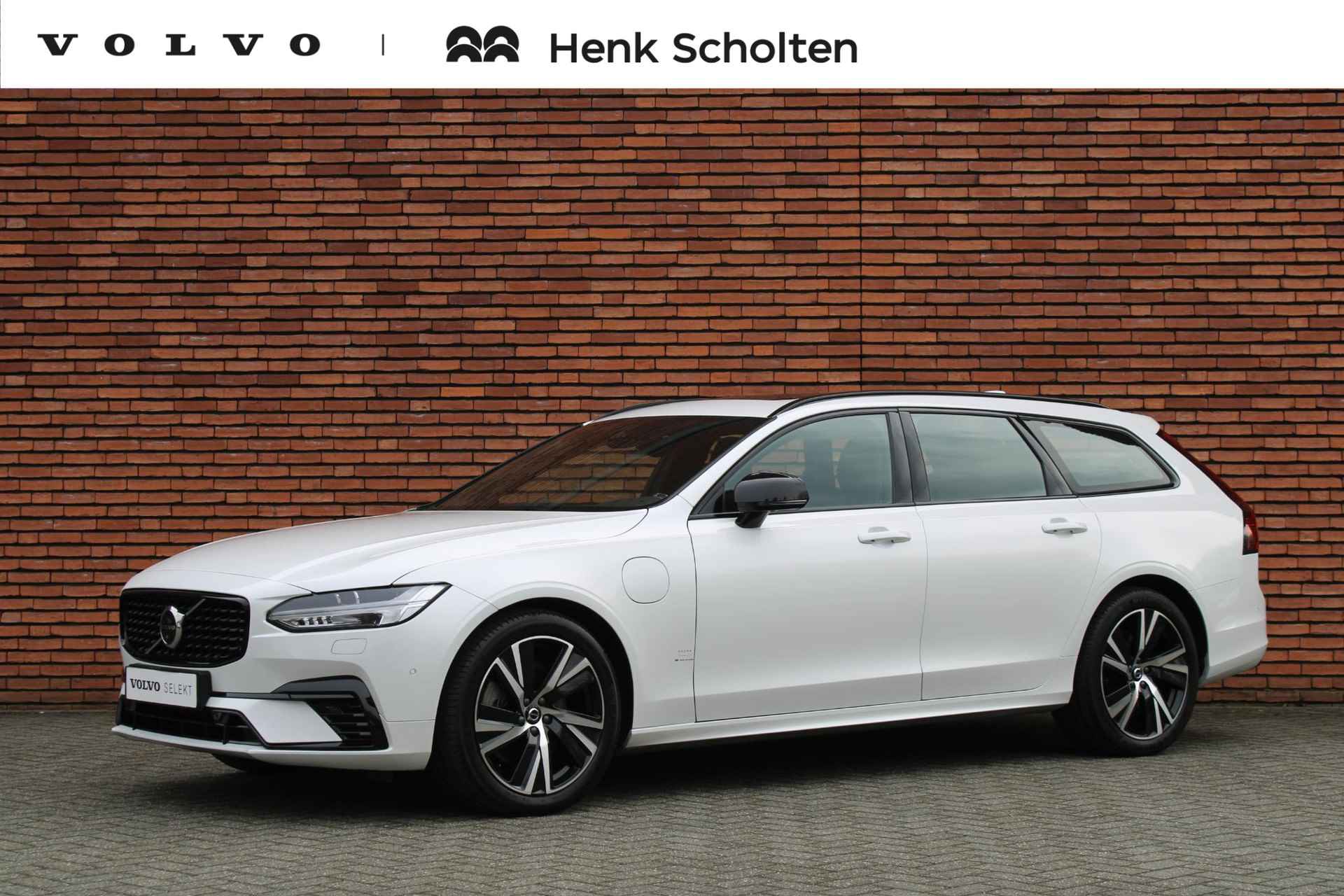 Volvo V90 T6 AUT8 350PK Ultimate Bright | 360 Graden Camera | Luchtvering | Bowers & Wilkins Audio | Adaptieve Cruise Control | Dodehoekdetectie Met Correctie | Navigatiesysteem | Panorama Dak | Electronic Climate Control | Standkachel | Verwarmbaar Stuurwiel | Parkeersensoren | Rijstrooksensor Met Correctie | Apple Carplay/Android Auto | Keyless Entry | Verwarmbare Voor- En Achterstoelen